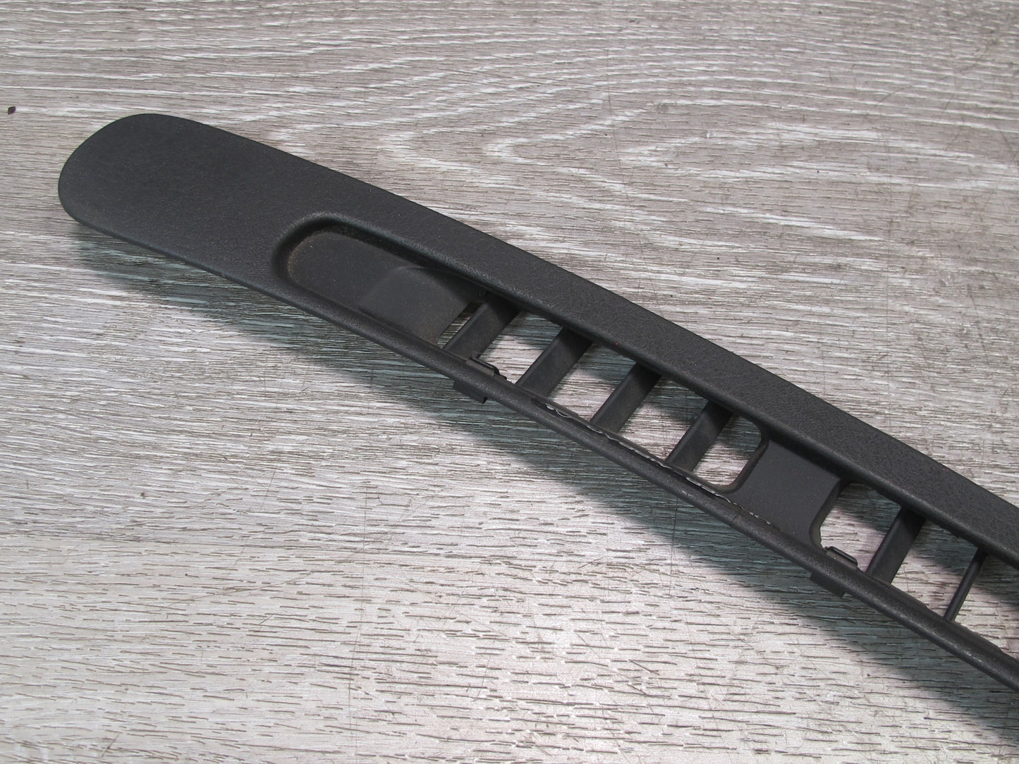 90-95 Nissan Z32 300ZX Dash Front Windshield Defrost Air Vent Grille Set OEM