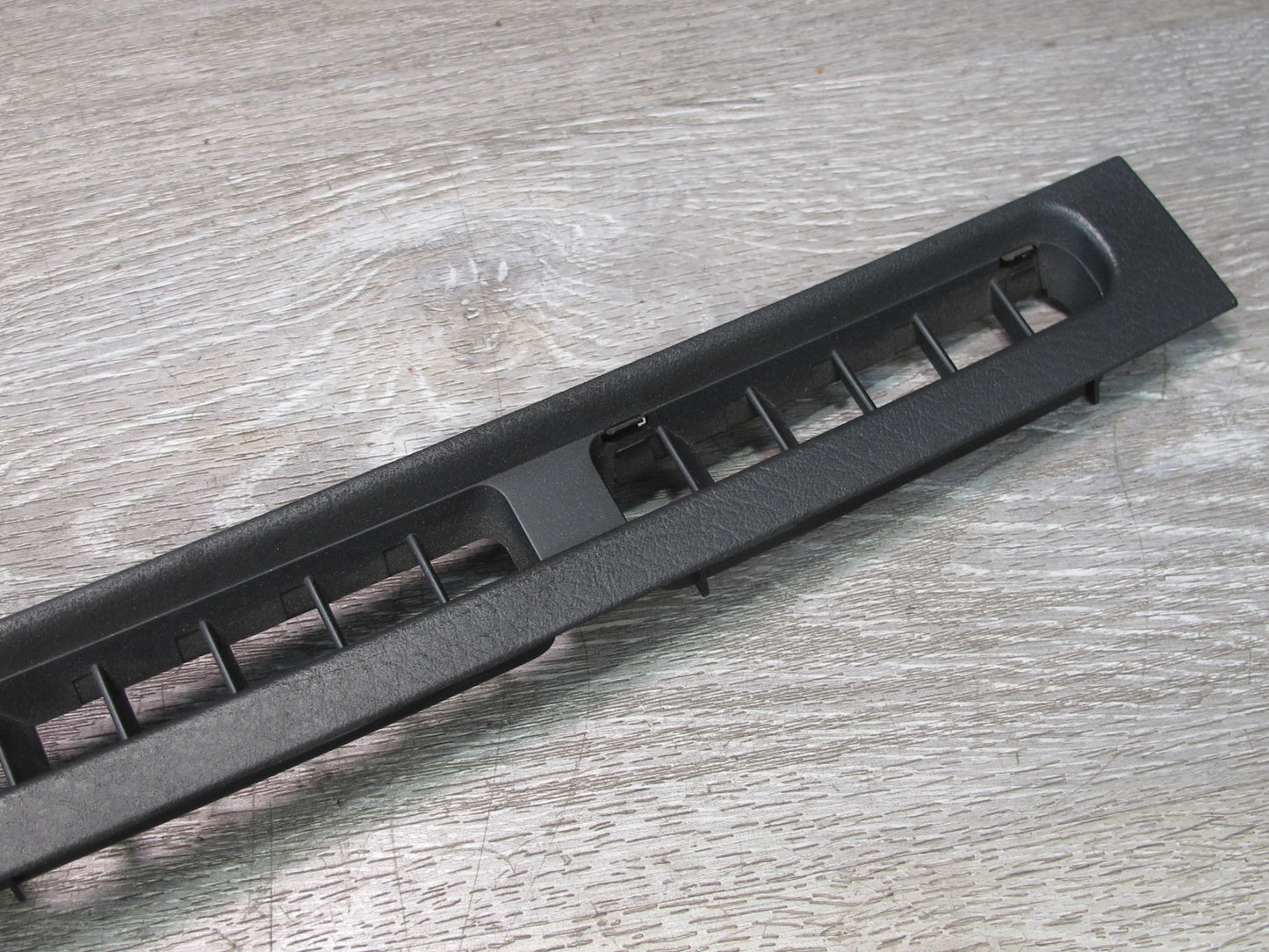 90-95 Nissan Z32 300ZX Dash Front Windshield Defrost Air Vent Grille Set OEM