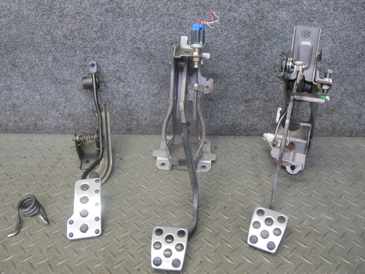 00-05 Toyota MR2 Spyder ZZW30L M/T Clutch Brake Gas Acceleration Pedal Set OEM