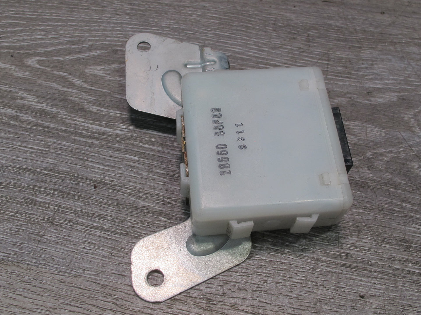 90-96 Nissan Z32 300ZX Wiper Timer Relay Control Module 28550-30P00 OEM