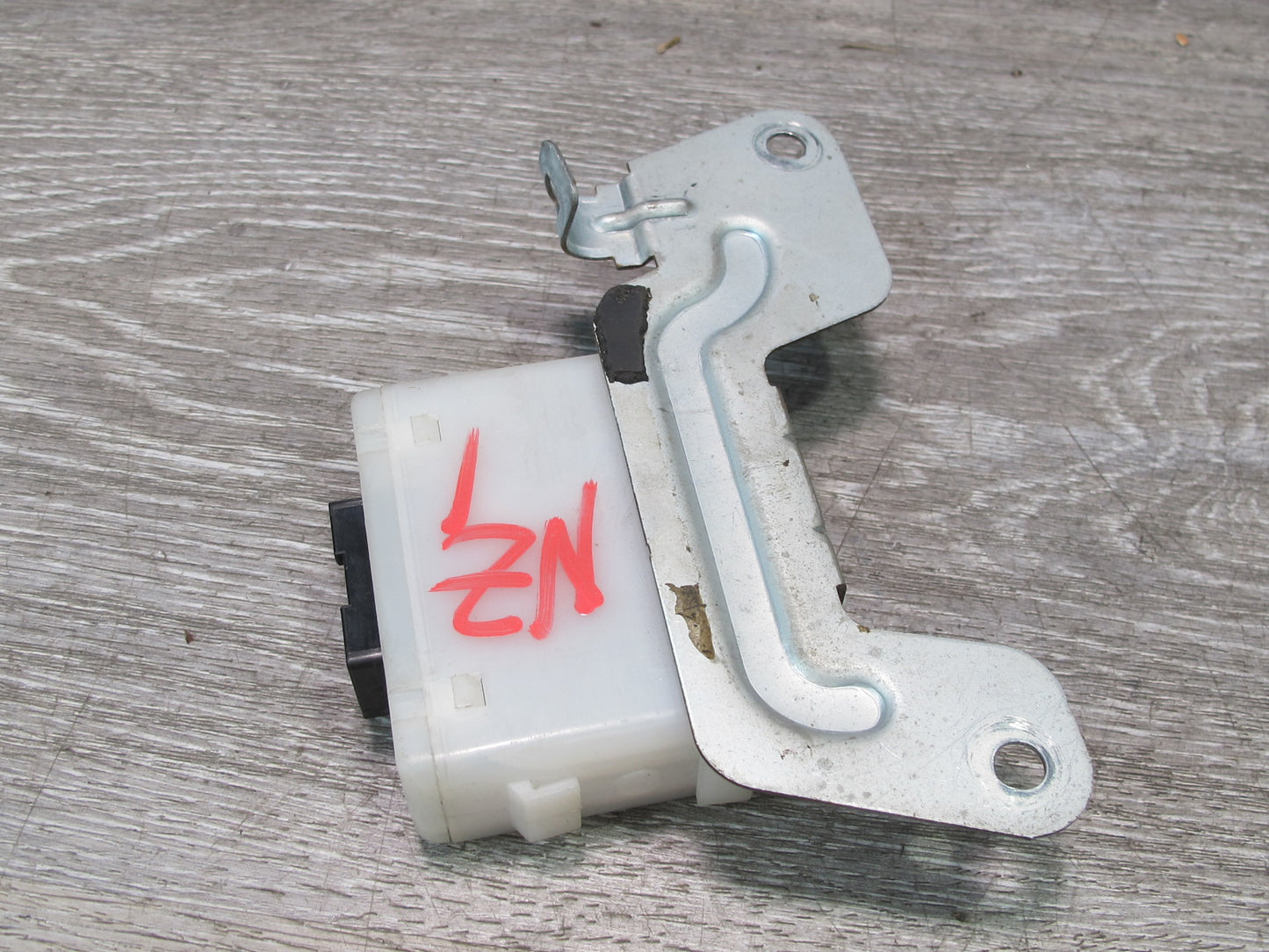 90-96 Nissan Z32 300ZX Wiper Timer Relay Control Module 28550-30P00 OEM