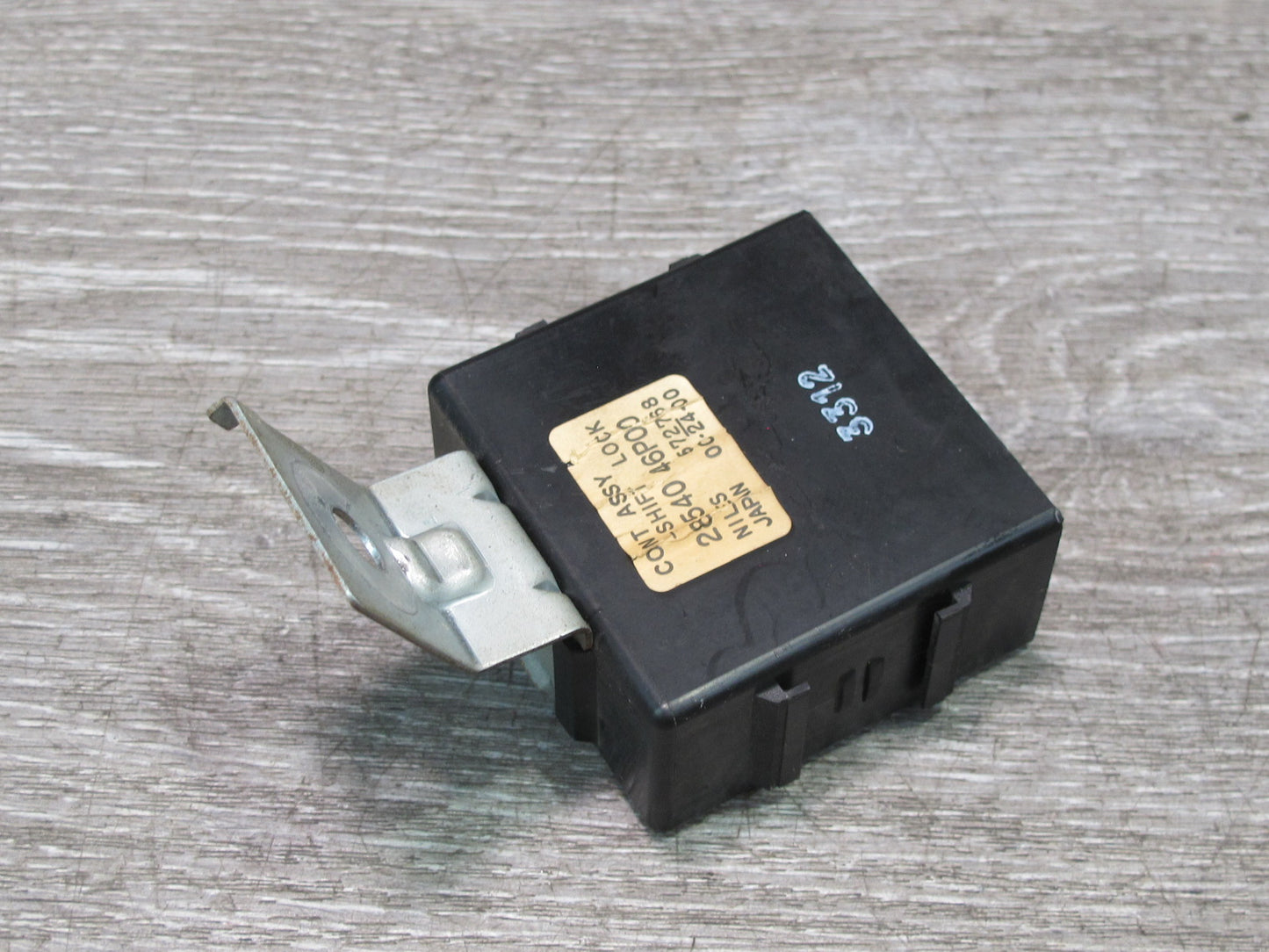 92-96 Nissan Z32 300ZX Transmission Shift Lock Control Module 28540-46P00 OEM