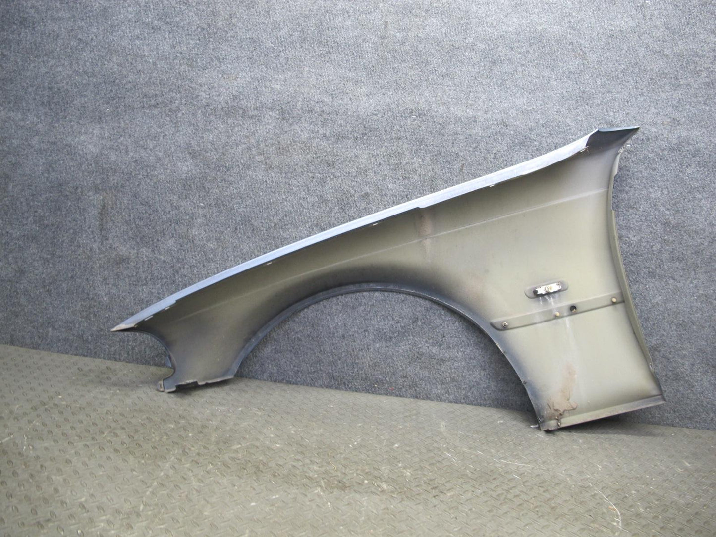 01-03 BMW E46 Coupe Convertible Front Right Fender Shell Cover Panel OEM