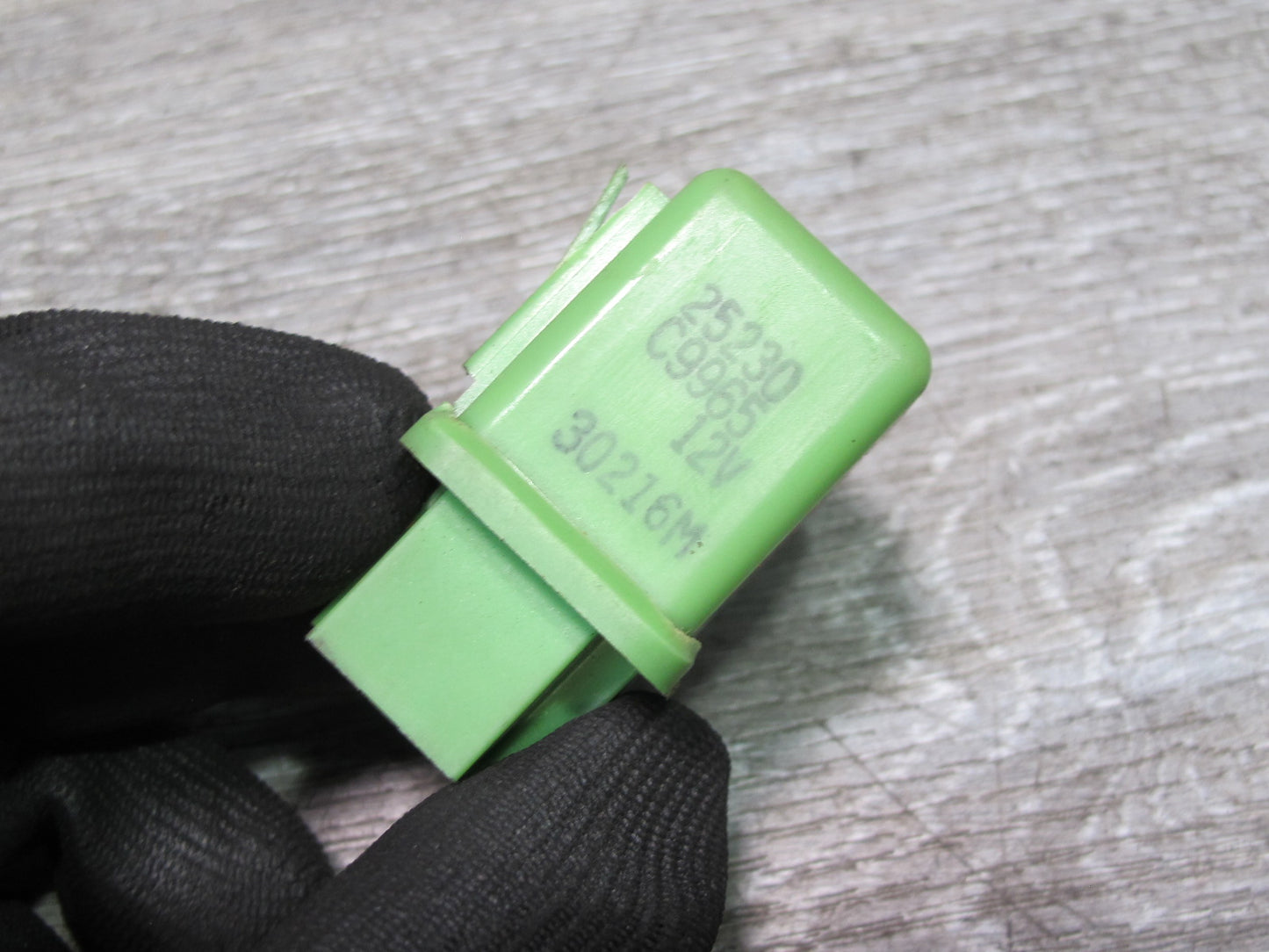 90-96 Nissan Z32 300ZX Fuel Pump Relay 25230-C9965 OEM