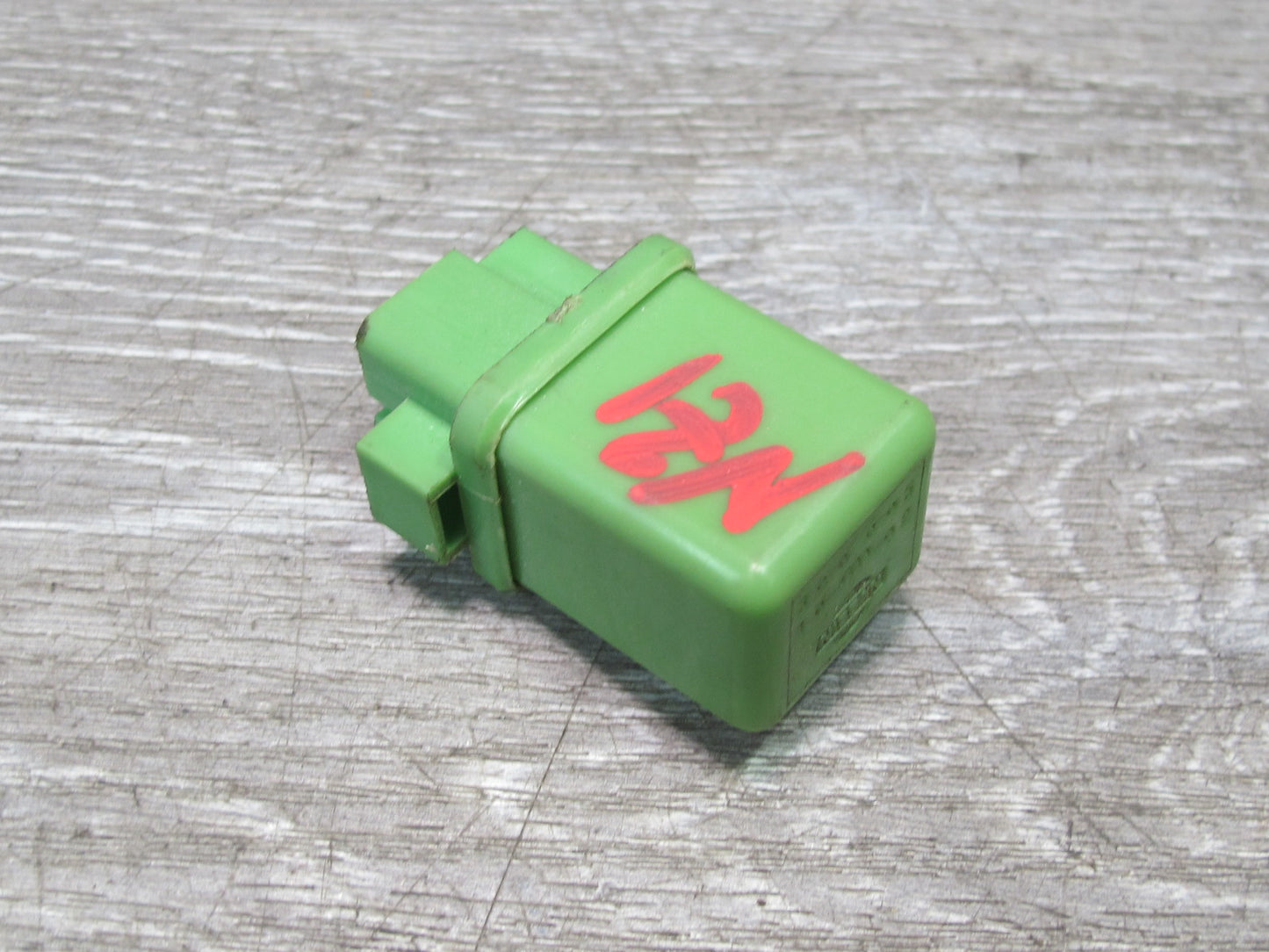 90-96 Nissan Z32 300ZX Fuel Pump Relay 25230-C9965 OEM