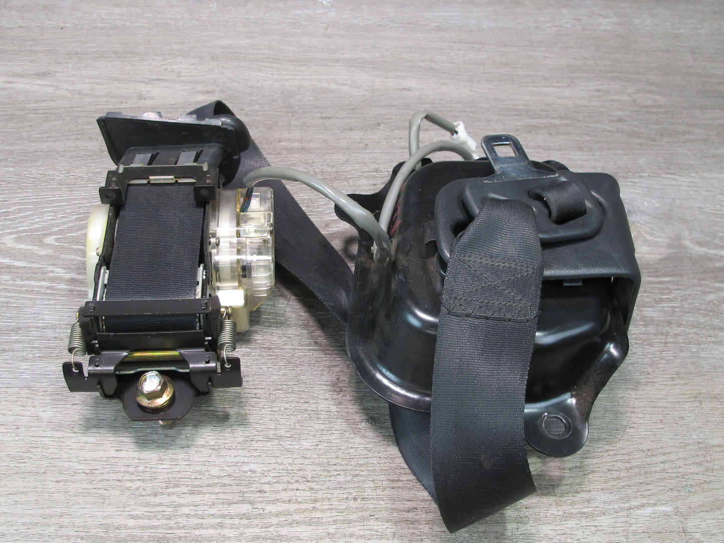 90-93 NISSAN 300ZX Z32 2+2 FRONT LEFT & RIGHT SIDE SEATBELT RETRACTOR SET OEM