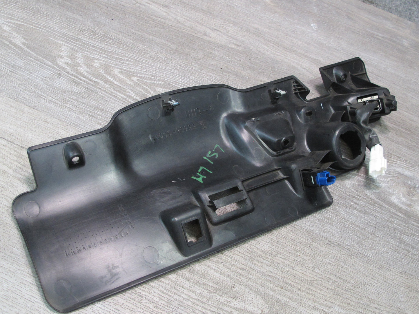 95-97 Lexus LS400 UCF20L Dash Left Lower Knee Trim Cover Black 55606-50061 OEM