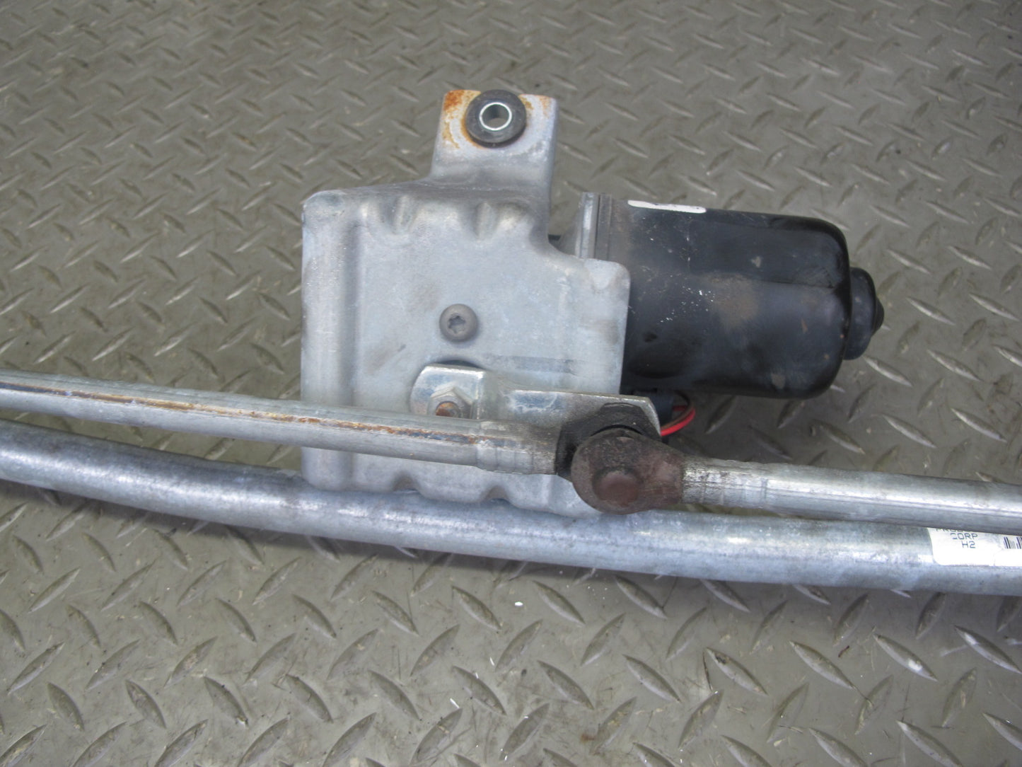 2003-2007 Hummer H2 Windshield Wiper Transmission Linkage W/ Motor