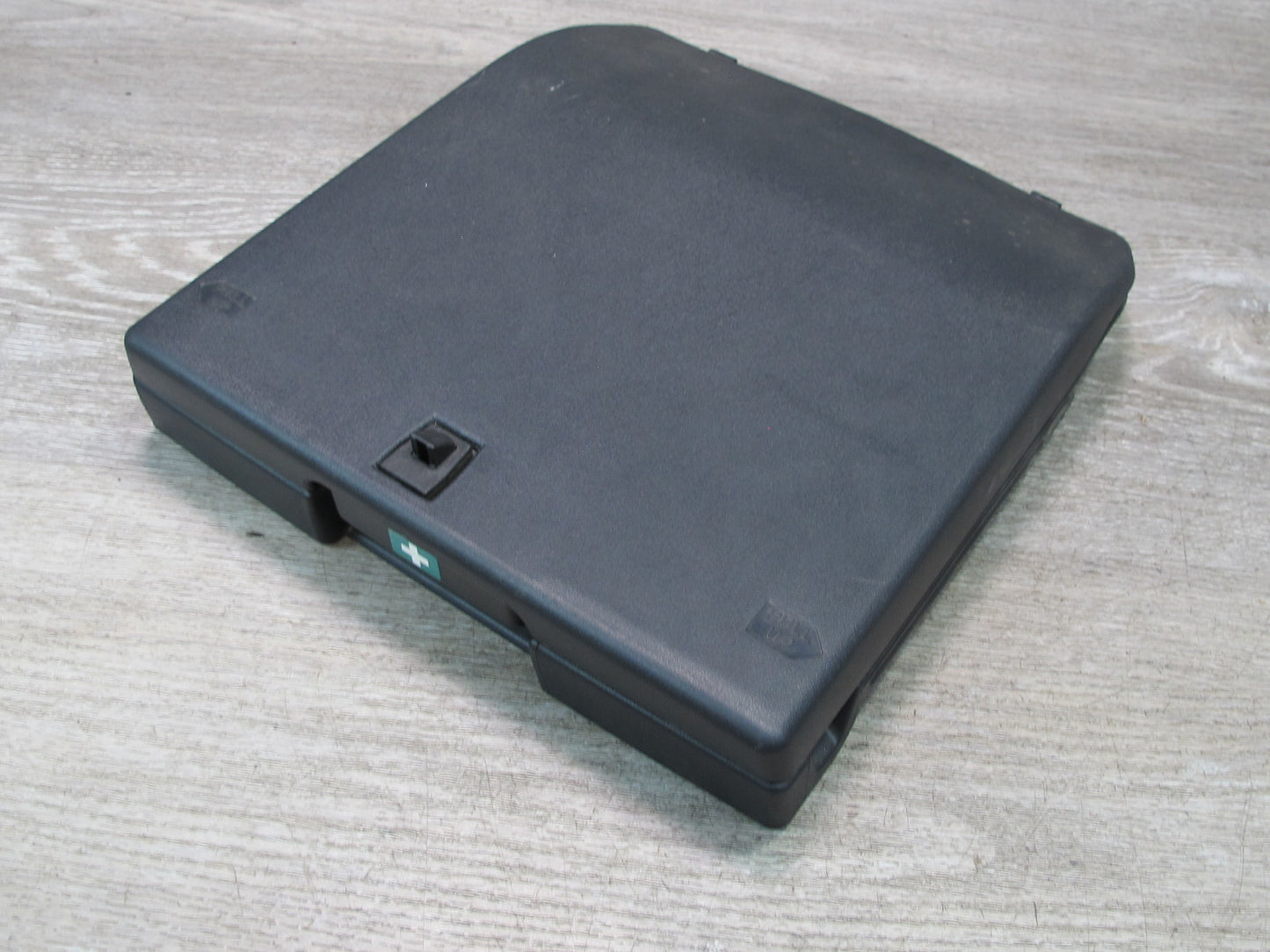 95-00 Lexus UCF20L LS400 Under Seat First AID KIT Box 71753-50010 OEM