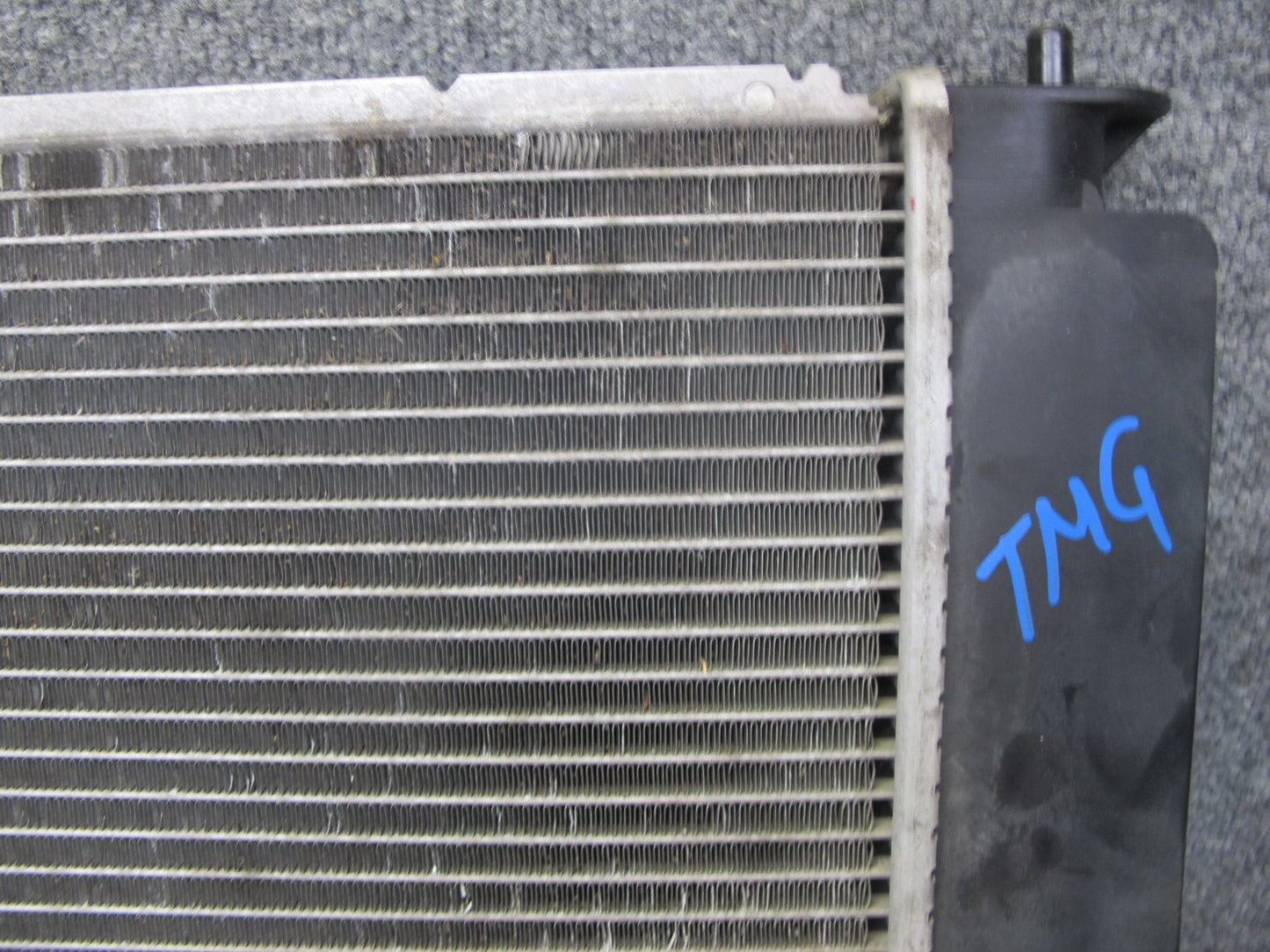00-05 Toyota MR2 Spyder ZZW30L Engine Cooling Radiator 422132-1802 OEM