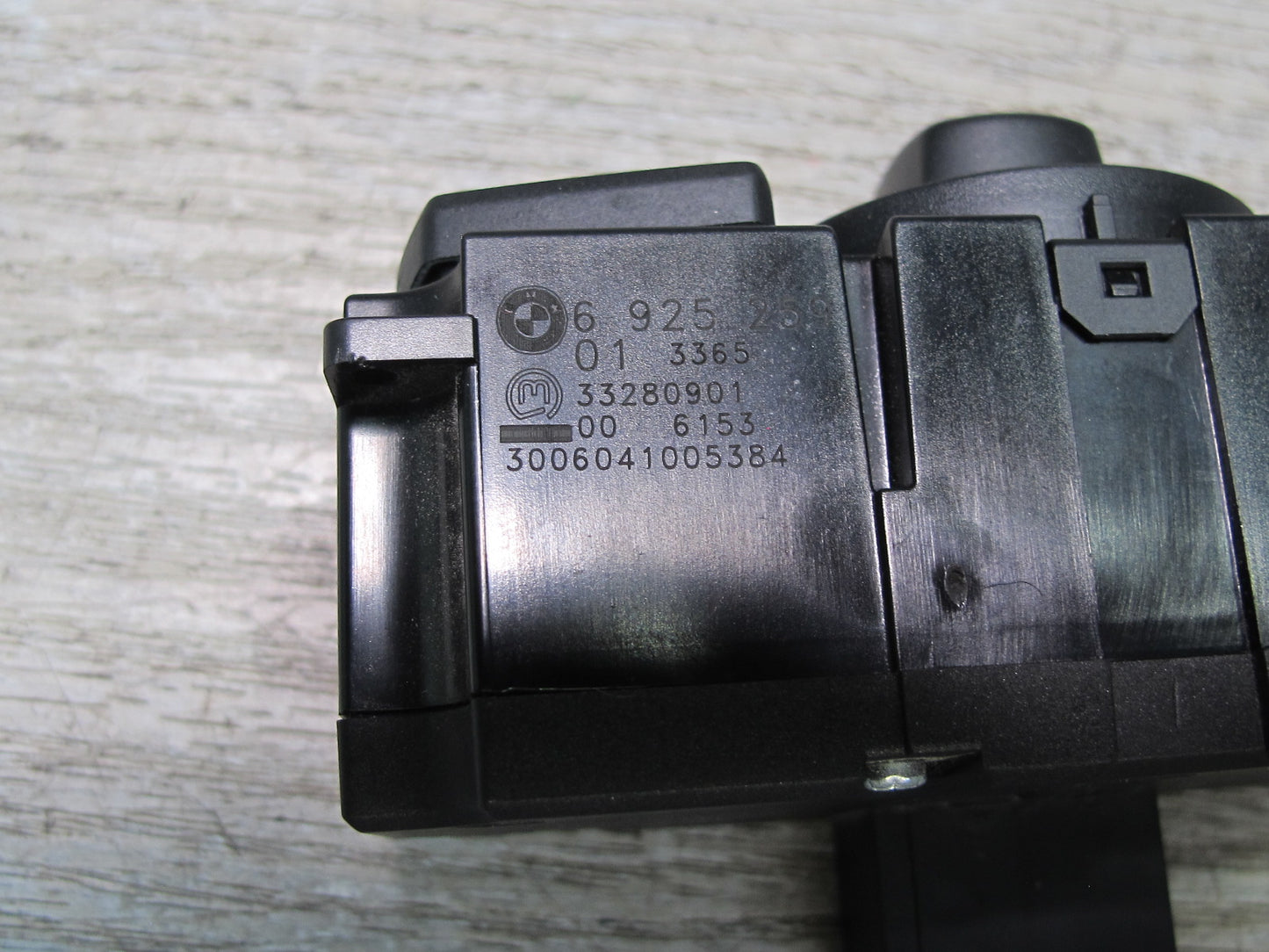 2006-2010 BMW E63 E64 Headlight Lamp Dimmer Switch 6925259