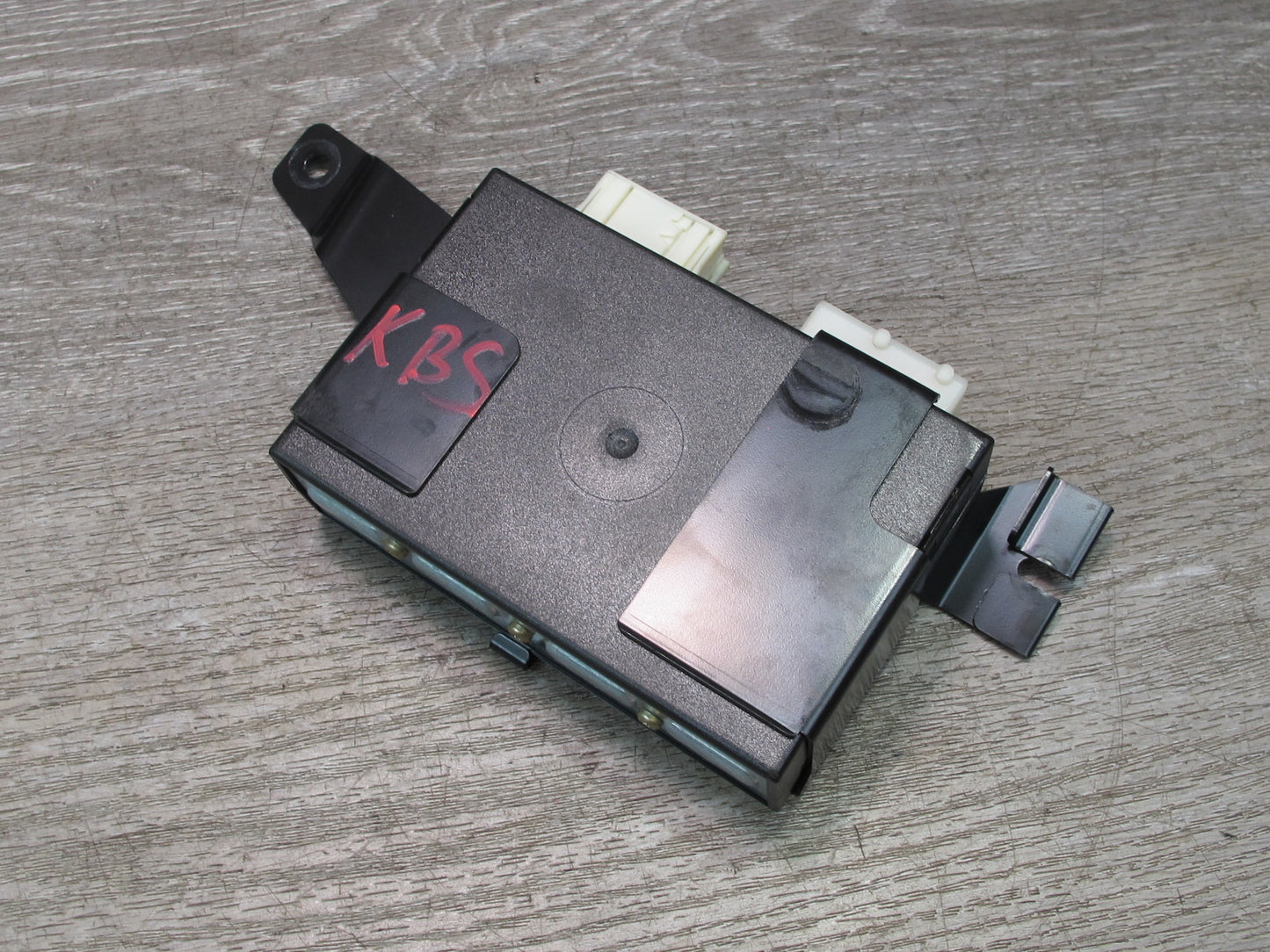 2006-2010 BMW E63 E64 M6 Suspension Damping Control Module 6773912