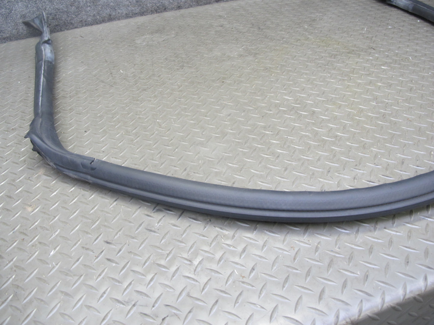 00-05 Toyota MR2 Spyder ZZW30L Convertible Exterior Trim Molding Seal Set OEM
