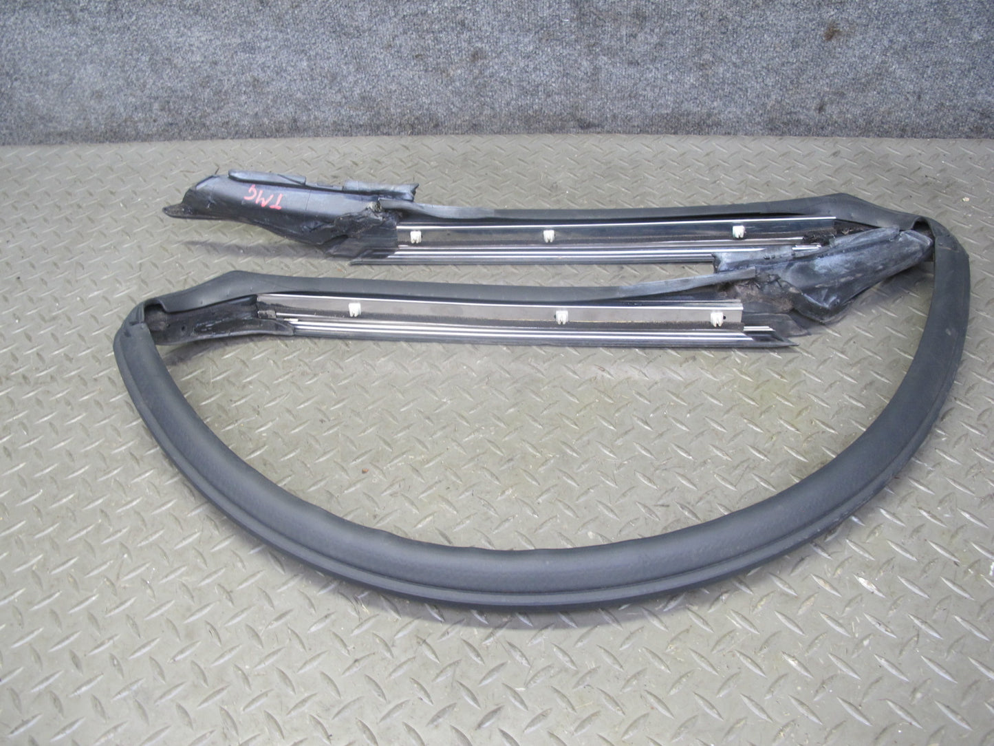 00-05 Toyota MR2 Spyder ZZW30L Convertible Exterior Trim Molding Seal Set OEM
