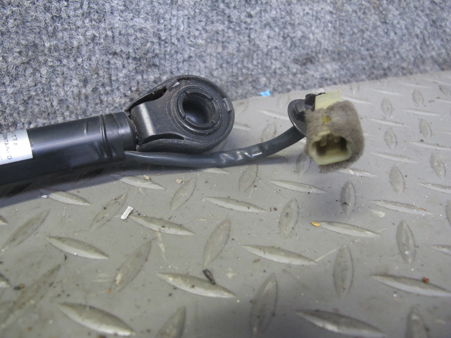86-91 Mazda RX7 Coupe Rear Hatch Lift Gate Support Shock Strut Set w Light OEM