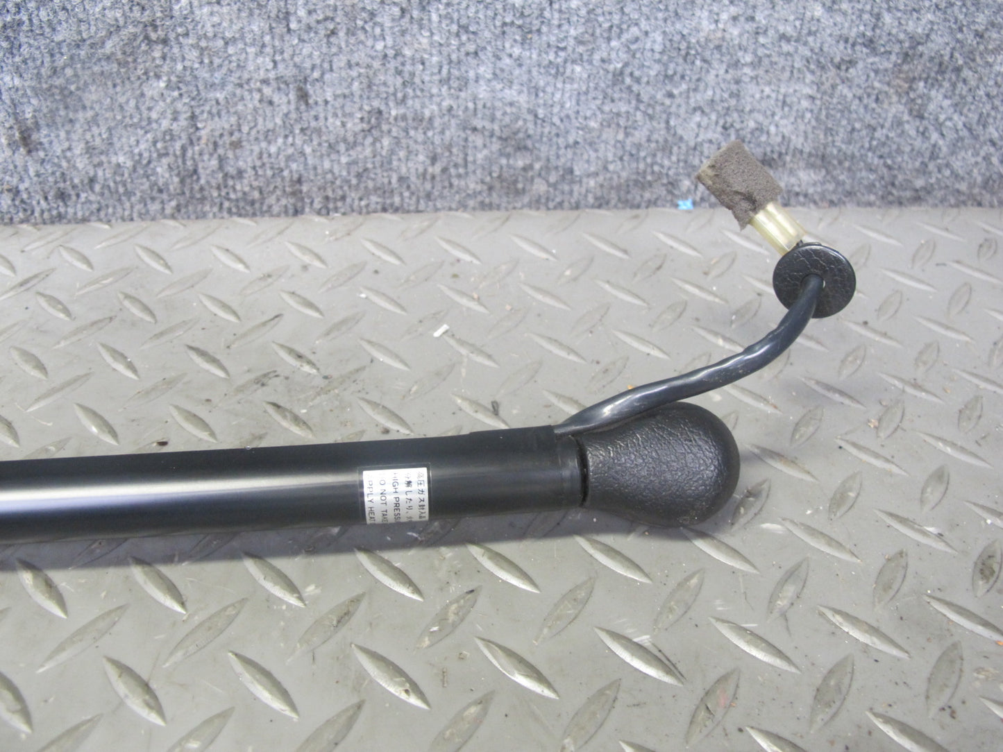 86-91 Mazda RX7 Coupe Rear Hatch Lift Gate Support Shock Strut Set w Light OEM