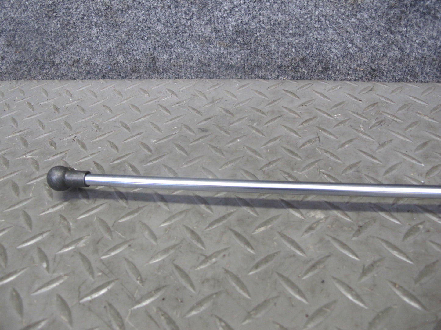86-91 Mazda RX7 Coupe Rear Hatch Lift Gate Support Shock Strut Set w Light OEM