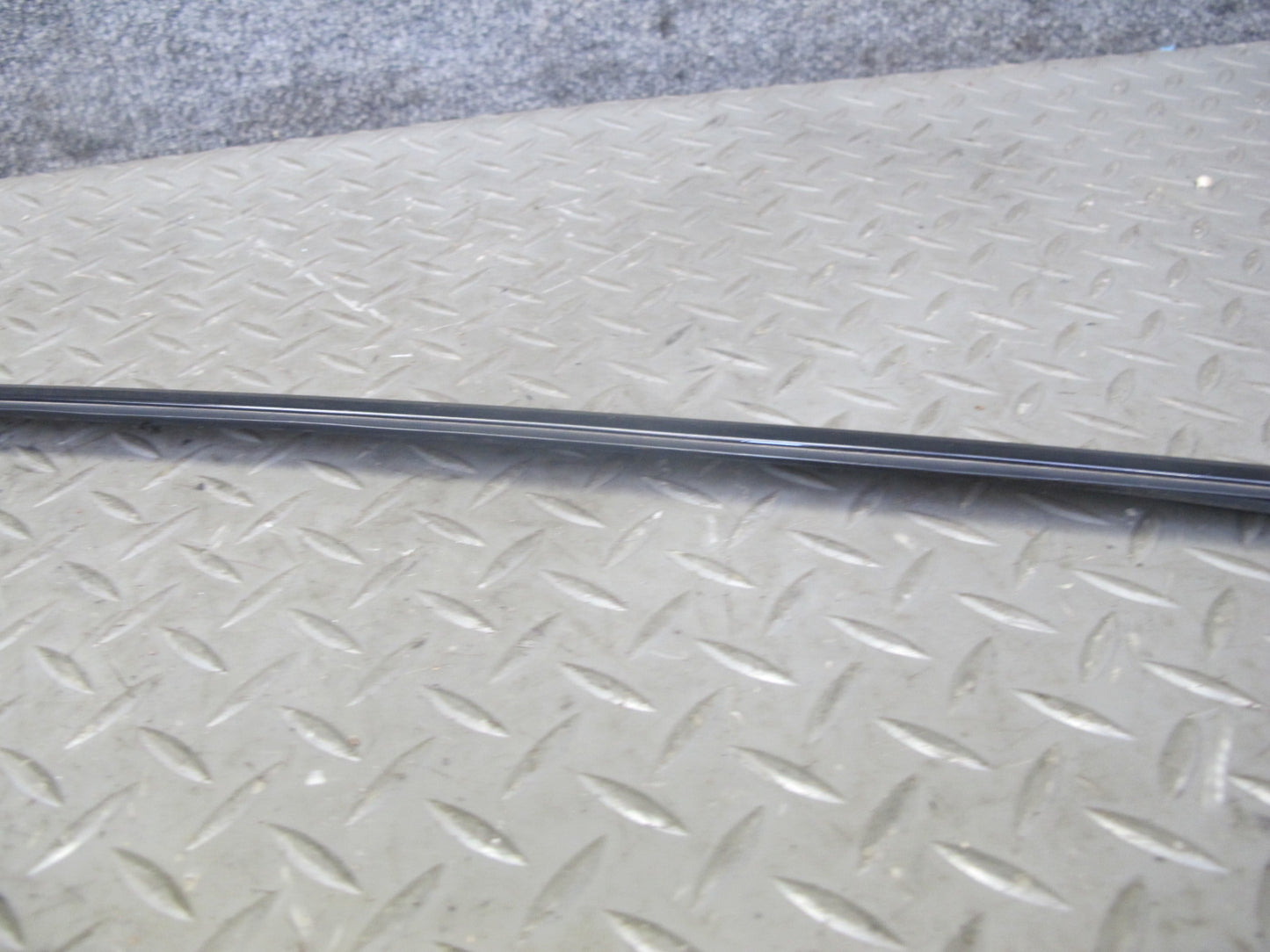 2012-2015 Range Rover Evoque L538 2DR Rear Trunk Lid Window Trim Molding