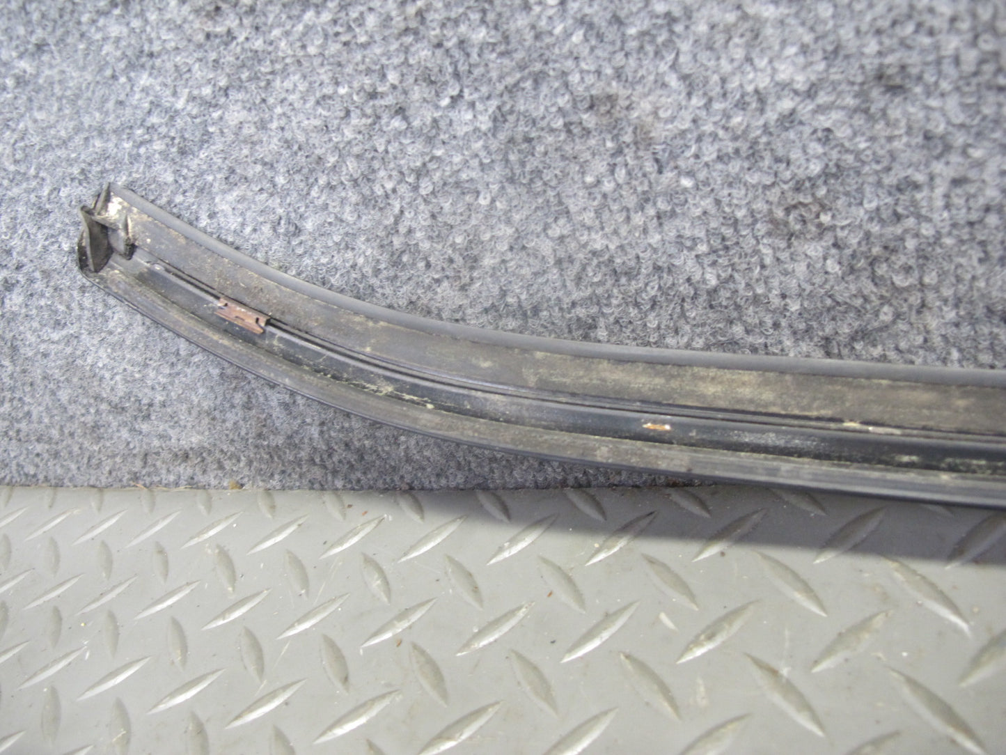 2012-2015 Range Rover Evoque L538 2DR Rear Trunk Lid Window Trim Molding