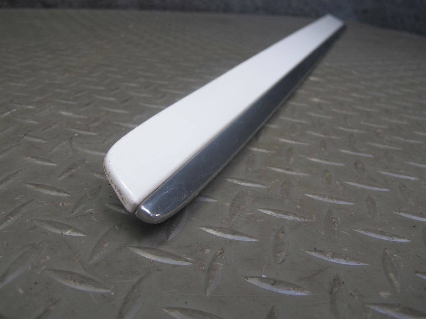 06-11 Mercedes W164 Ml-class Set of 2 Front Rear Right Door Exterior Molding OEM