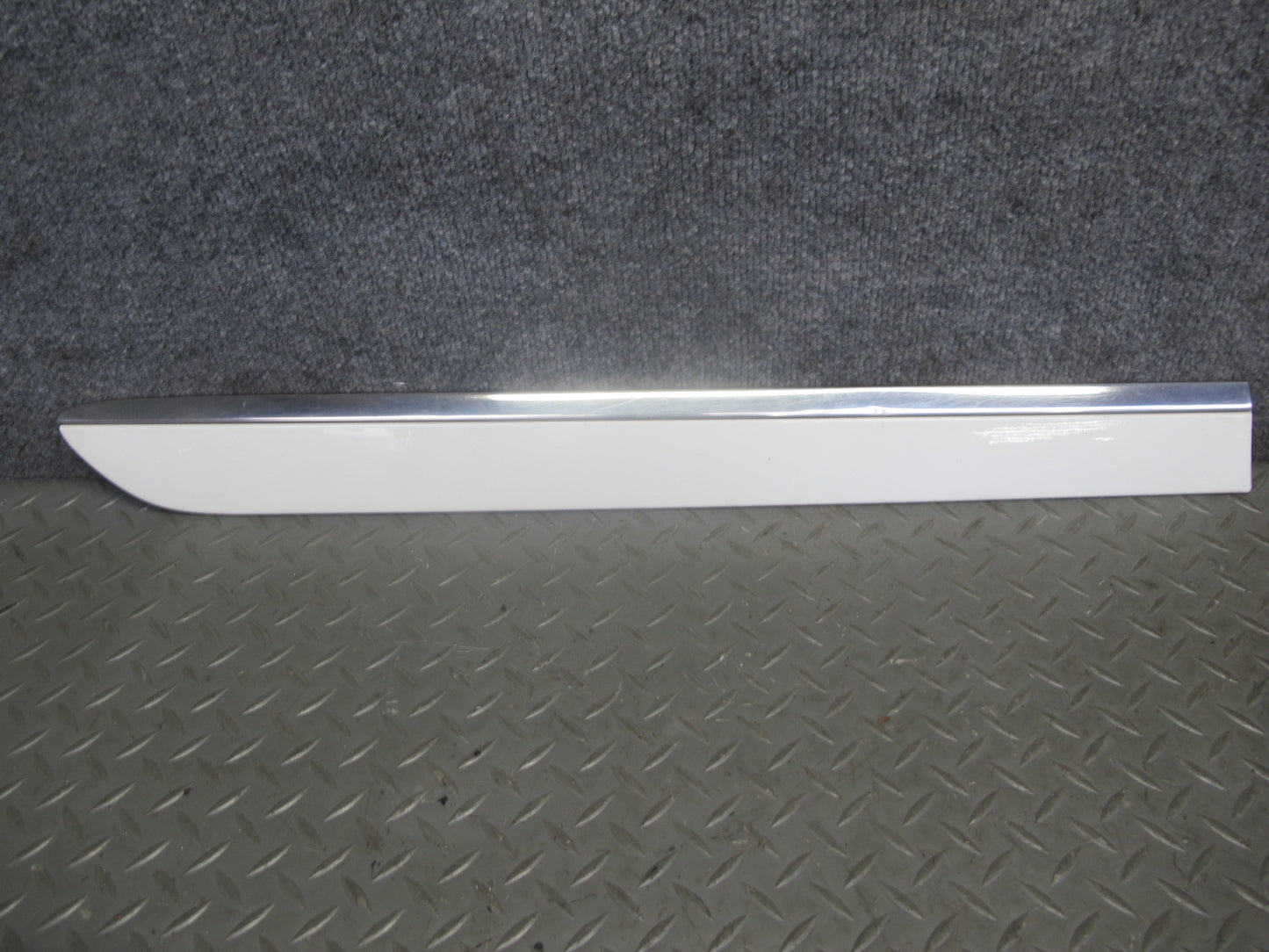 06-11 Mercedes W164 Ml-class Set of 2 Front Rear Right Door Exterior Molding OEM