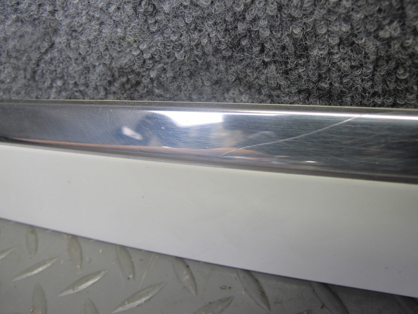 06-11 Mercedes W164 Ml-class Set of 2 Front Rear Right Door Exterior Molding OEM