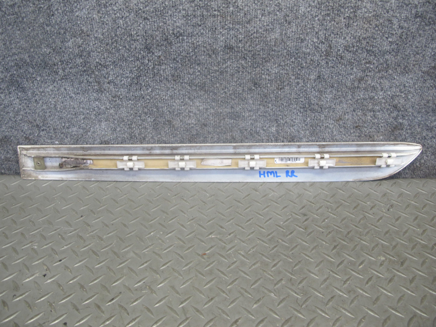 06-11 Mercedes W164 Ml-class Set of 2 Front Rear Right Door Exterior Molding OEM