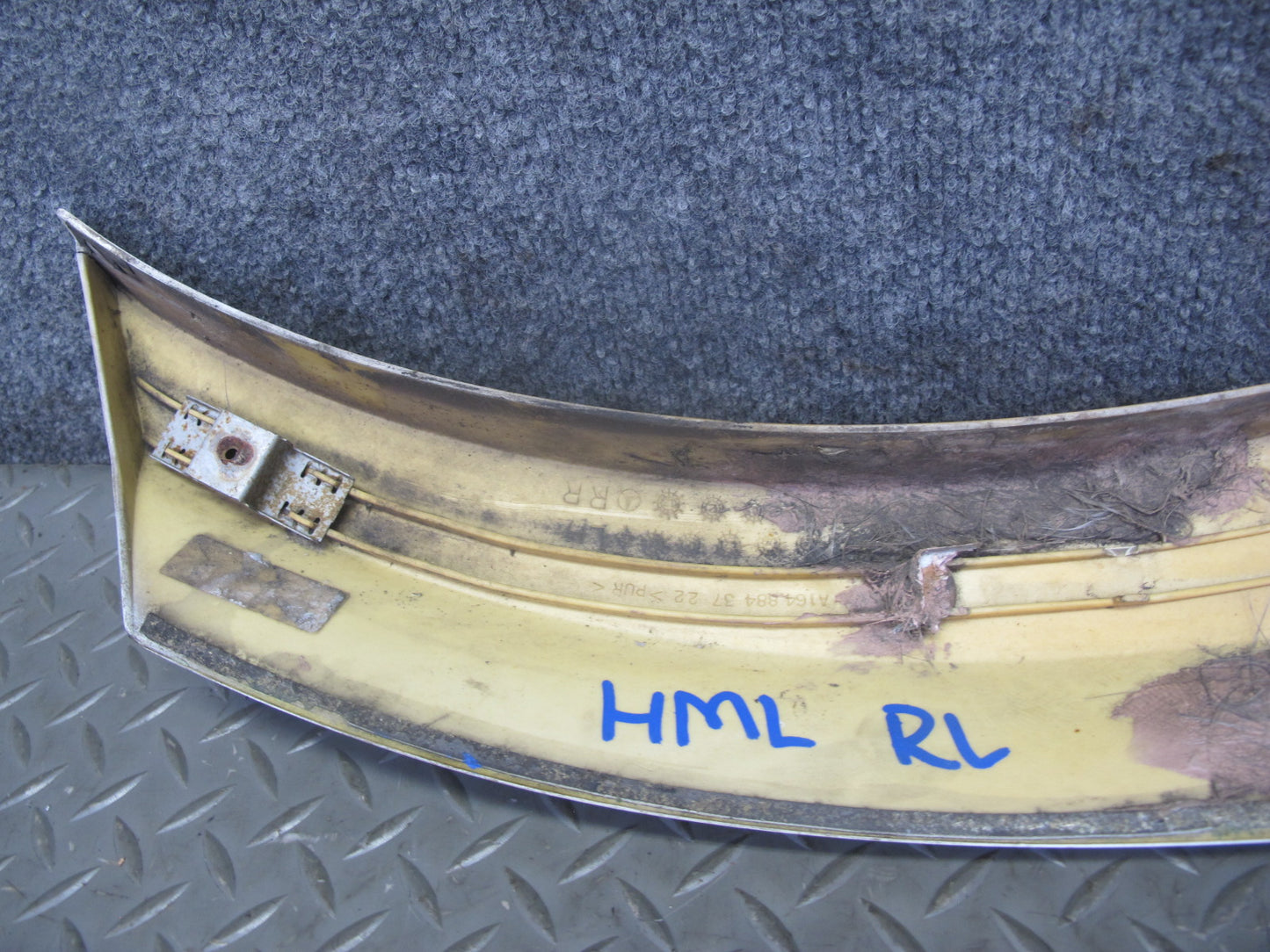 07-11 Mercedes W164 ML63 AMG Rear Left Bumper Fender Flare Trim Molding OEM