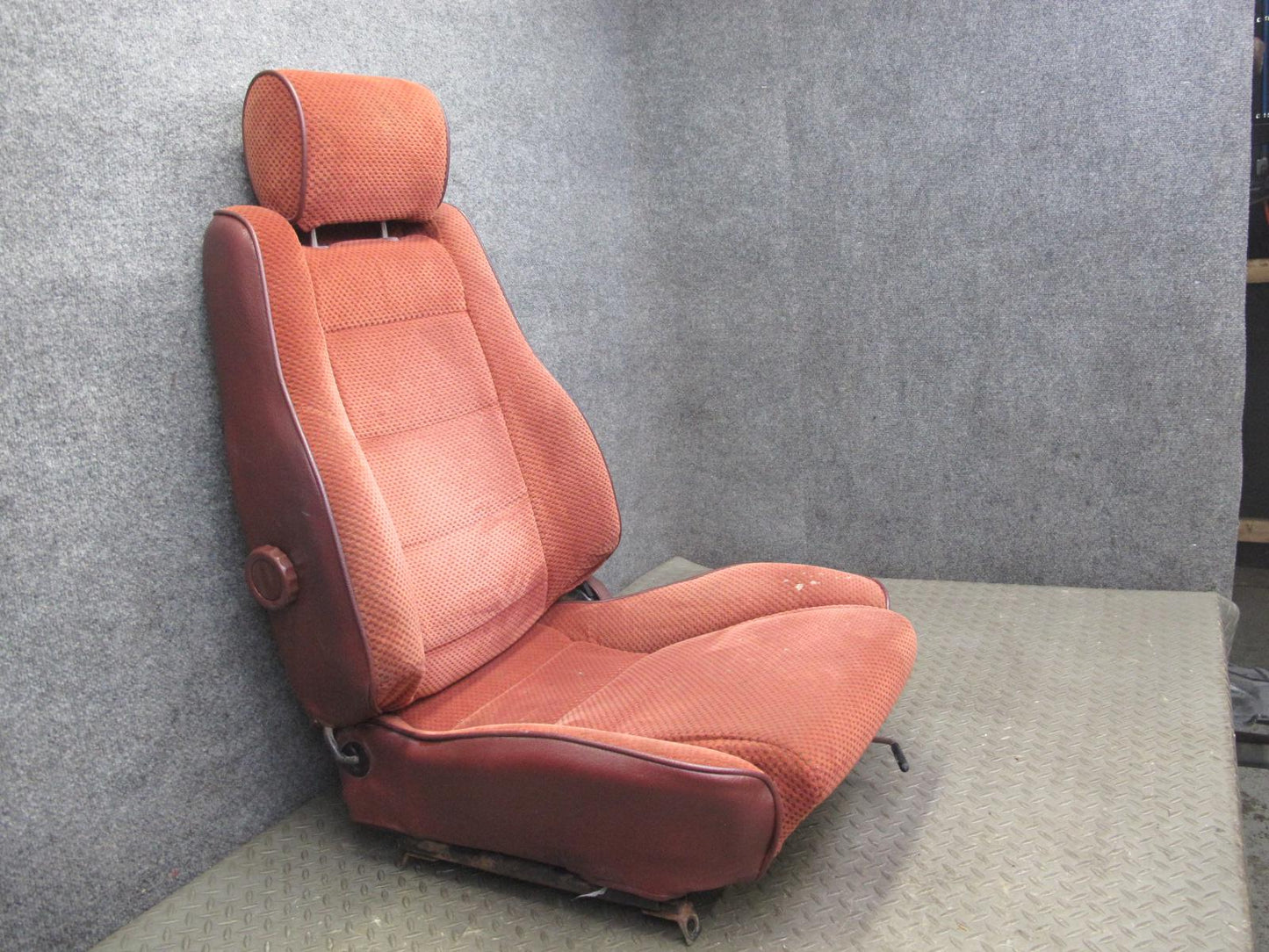 84-85 Mazda RX7 FB Set of 2 Front Left & Right Cloth Seat RED OEM