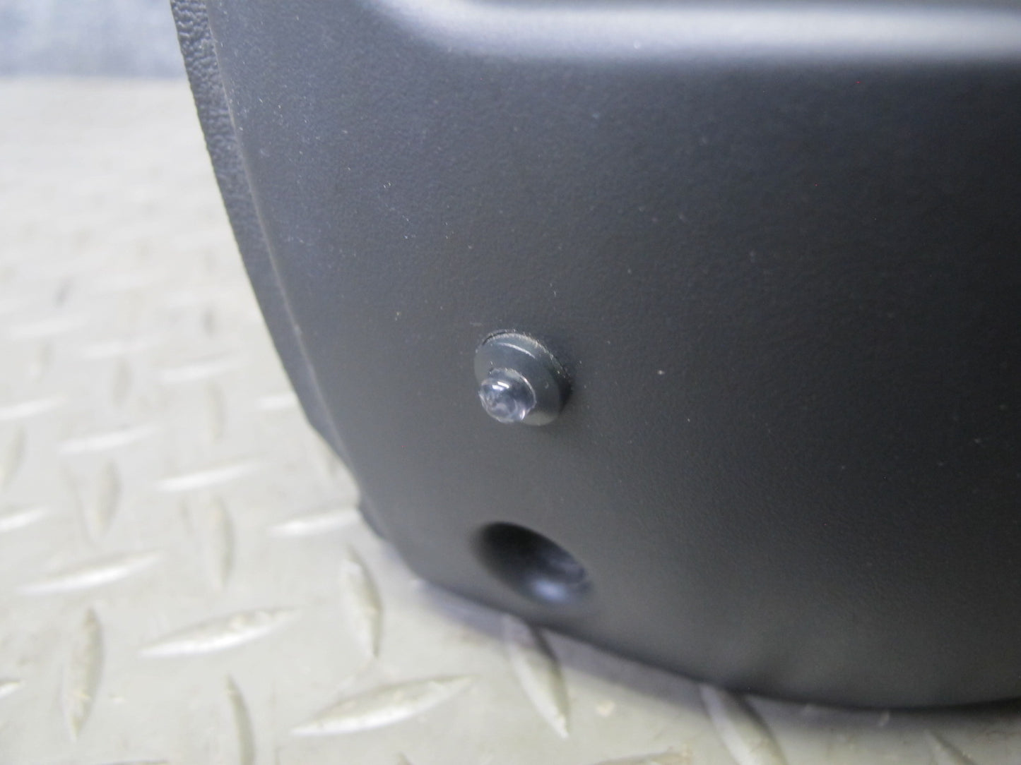 2003-2007 Hummer H2 Dash Instrument Speedometer Bezel Cover Trim Panel 15177439