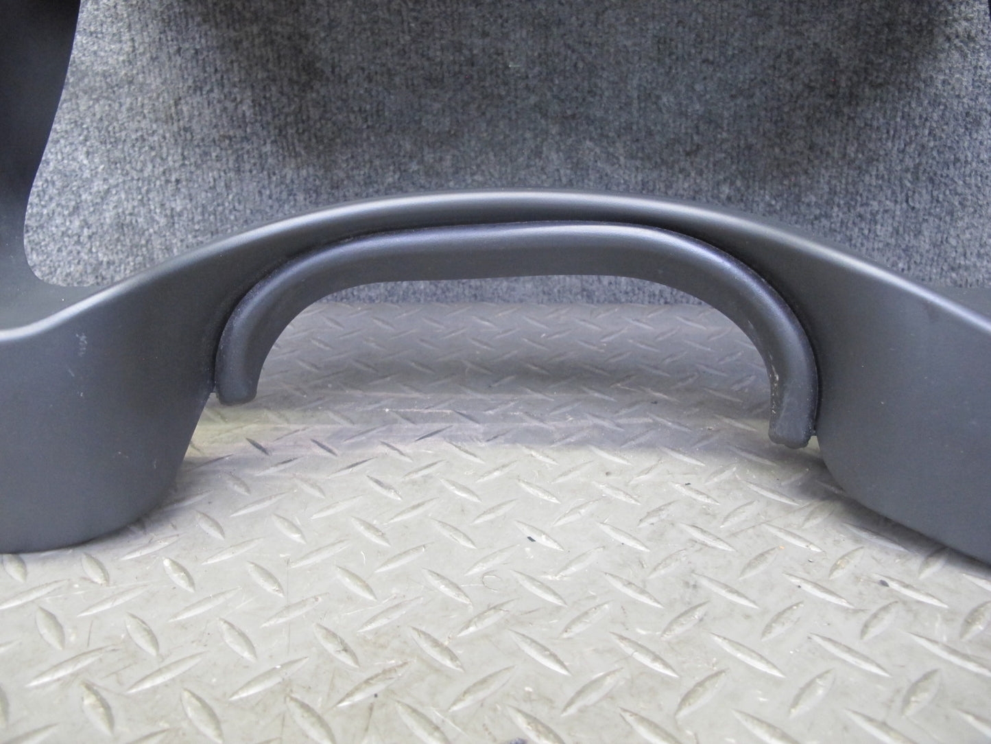 2003-2007 Hummer H2 Dash Instrument Speedometer Bezel Cover Trim Panel 15177439