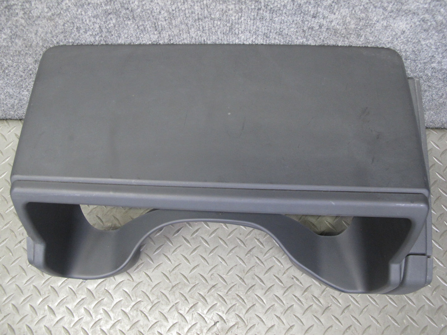 2003-2007 Hummer H2 Dash Instrument Speedometer Bezel Cover Trim Panel 15177439