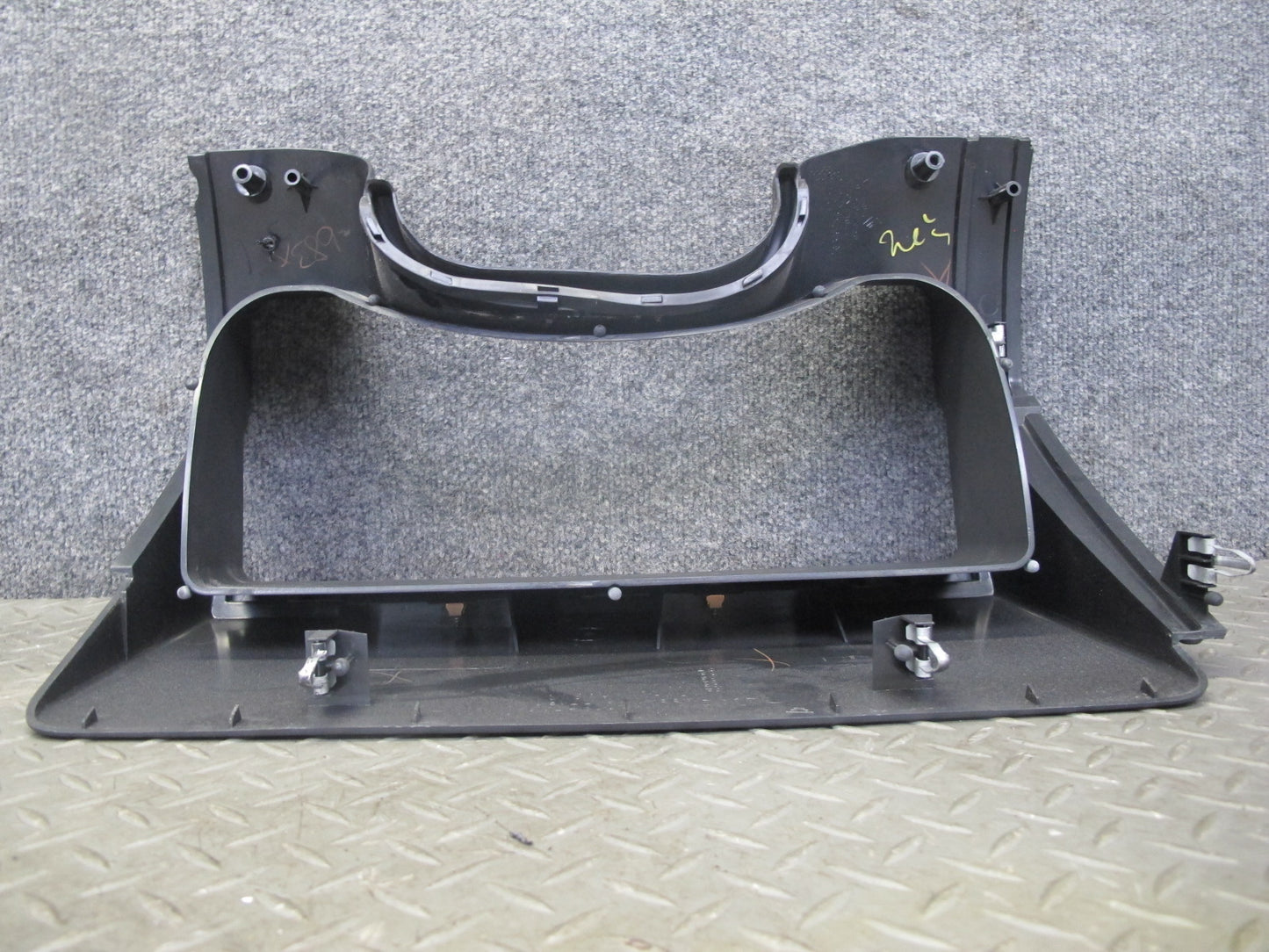 2003-2007 Hummer H2 Dash Instrument Speedometer Bezel Cover Trim Panel 15177439