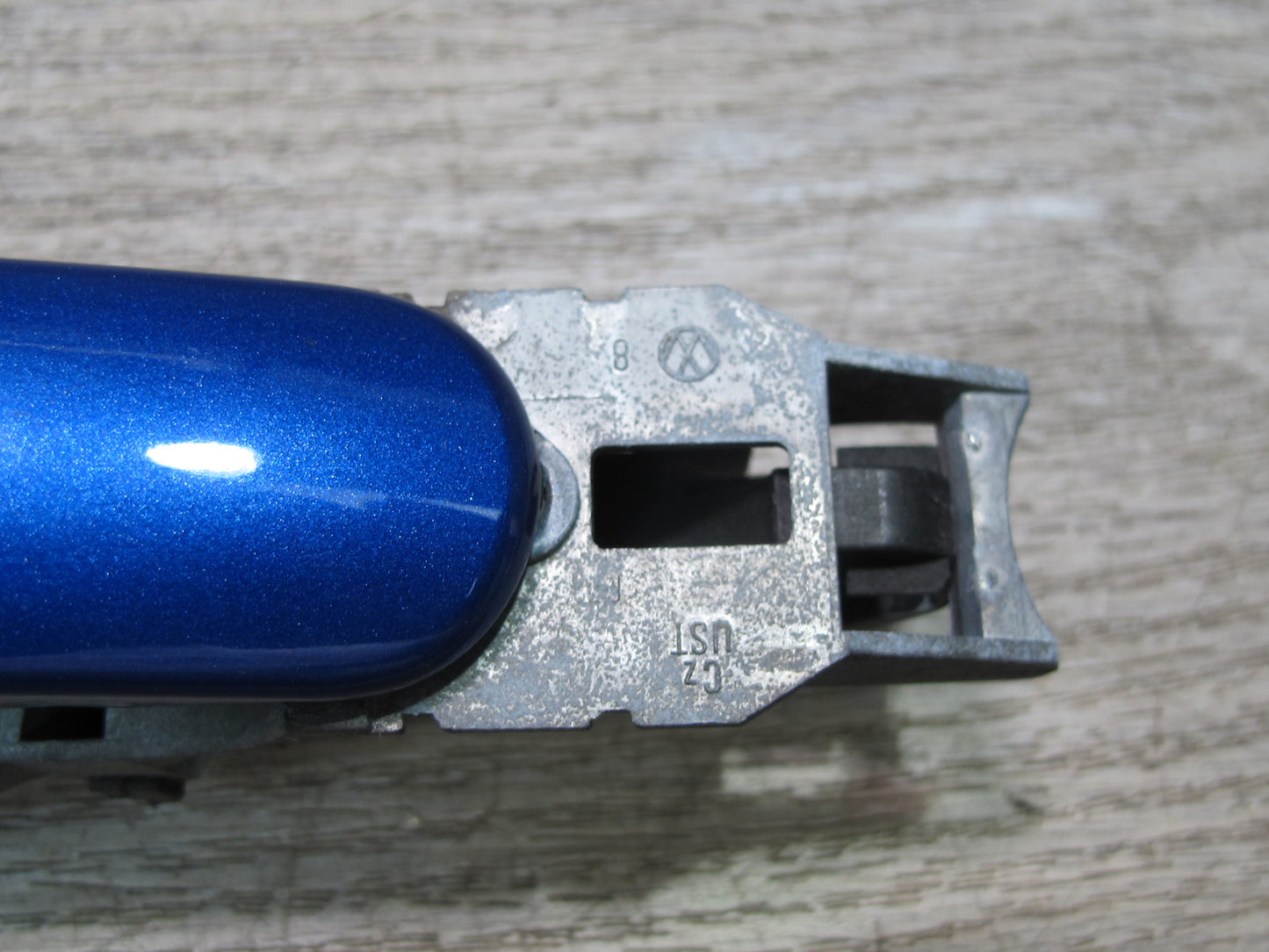 06-09 VW Rabbit GTI R32 MK5 2-DOOR Front Left Exterior Door Handle Deepblue OEM