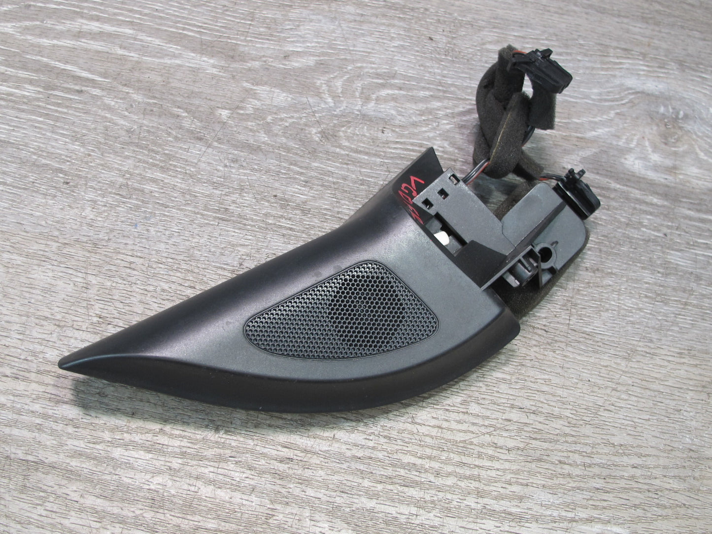 06-09 VW R32 GTI Rabbit 2DR Set of 2 Front Door Corner Audio Speaker Tweeter OEM
