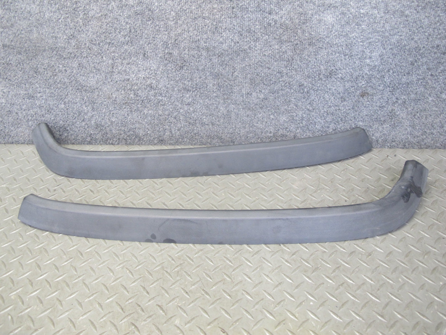 2003-2009 Hummer H2 Front Right & Left Side Fender Wheel Flare Molding Set