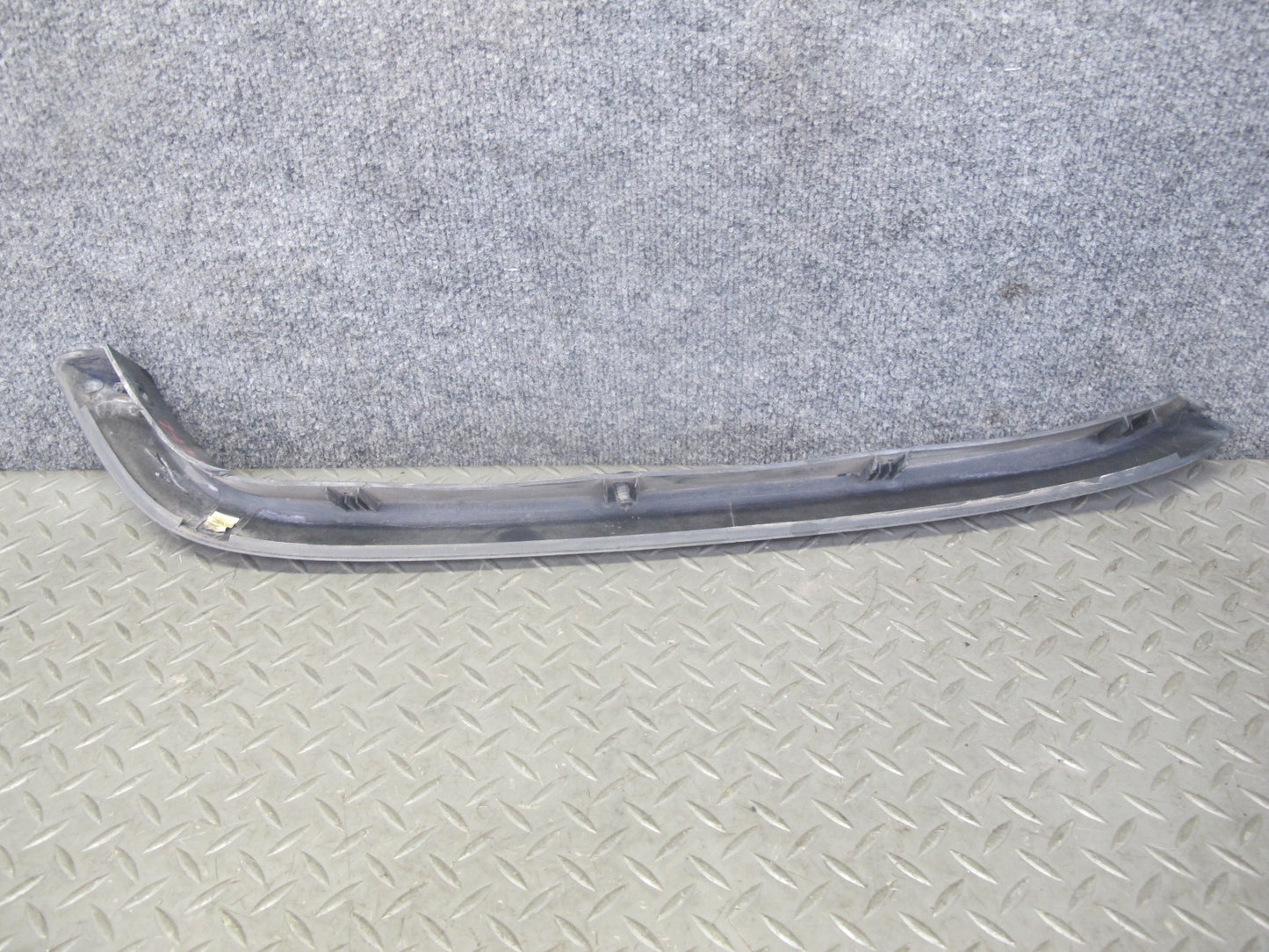 2003-2009 Hummer H2 Front Right & Left Side Fender Wheel Flare Molding Set