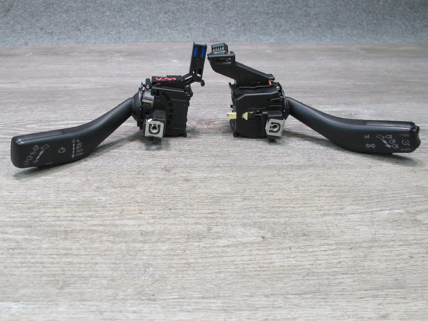 05-10 VW Jetta Rabbit R32 GTI EOS Steering Turn Signal Wiper Cruise Switch OEM
