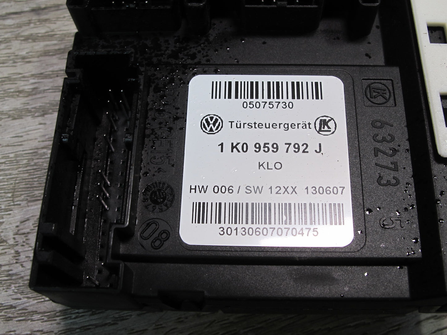 06-09 VW R32 GTI Rabbit MK5 2-DR Right Door Window Regulator w Motor OEM