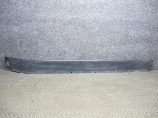 2003-2009 Hummer H2 Right Passenger Side Rocker Skirt Panel Molding Trim