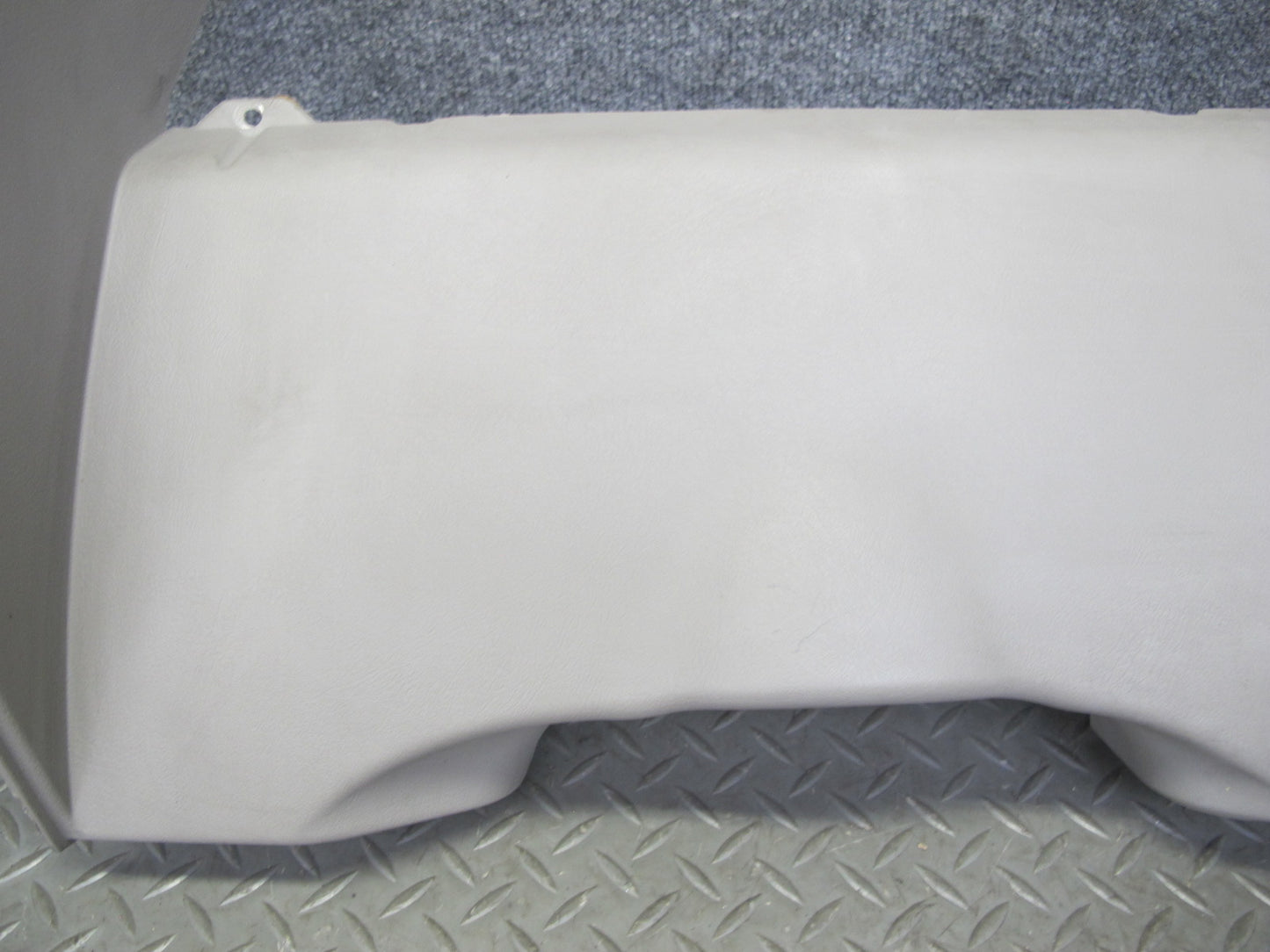 2003-2007 Hummer H2 Dash Front Left Lower Knee Trim Cover Panel 15058424