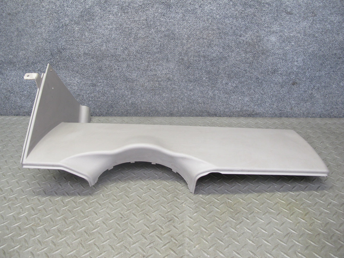 2003-2007 Hummer H2 Dash Front Left Lower Knee Trim Cover Panel 15058424