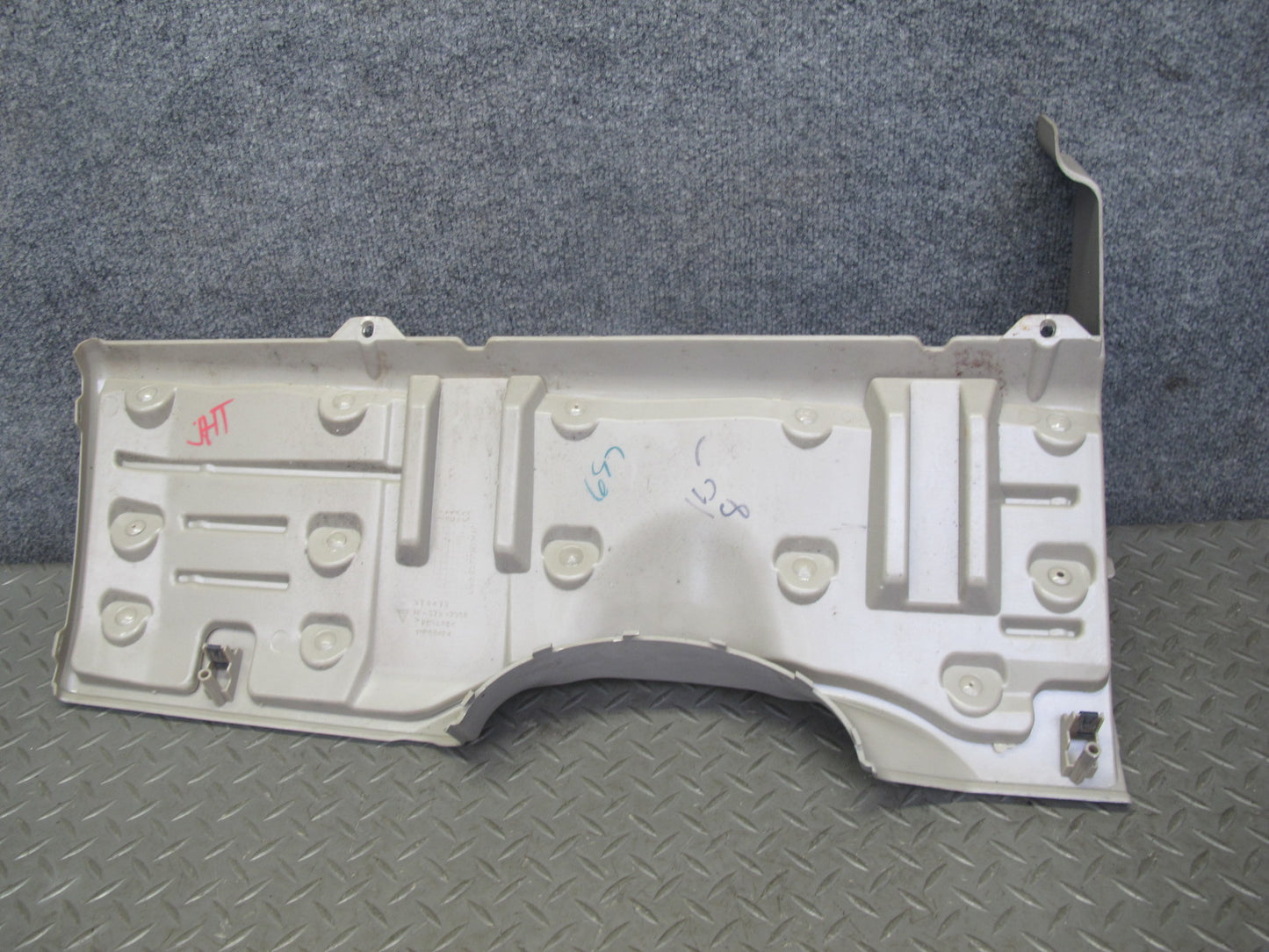 2003-2007 Hummer H2 Dash Front Left Lower Knee Trim Cover Panel 15058424