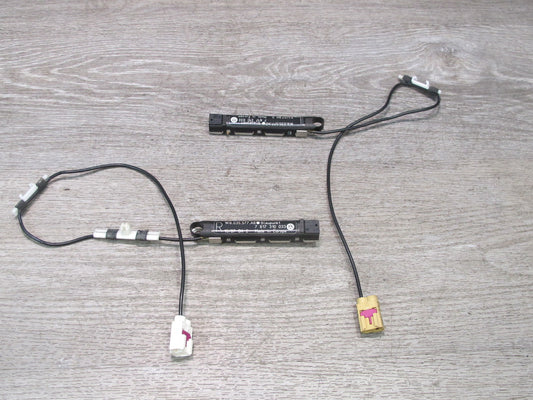 06-09 VW Rabbit GTI R32 Set of 2 Radio Antenna Booster Signal Amplifier OEM