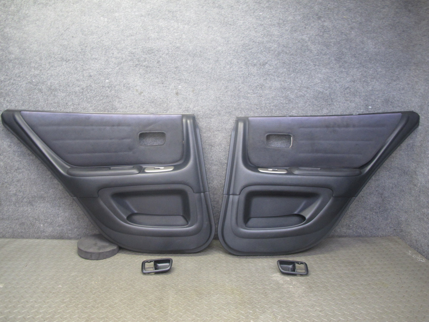 04-05 Lexus JCE10L IS300 Sedan Rear Left & Right Door Panel Trim Cover Set OEM