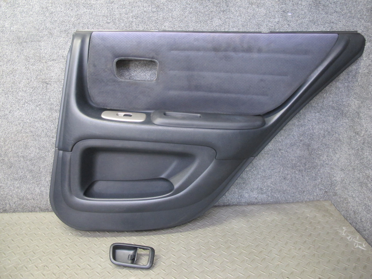 04-05 Lexus JCE10L IS300 Sedan Rear Left & Right Door Panel Trim Cover Set OEM