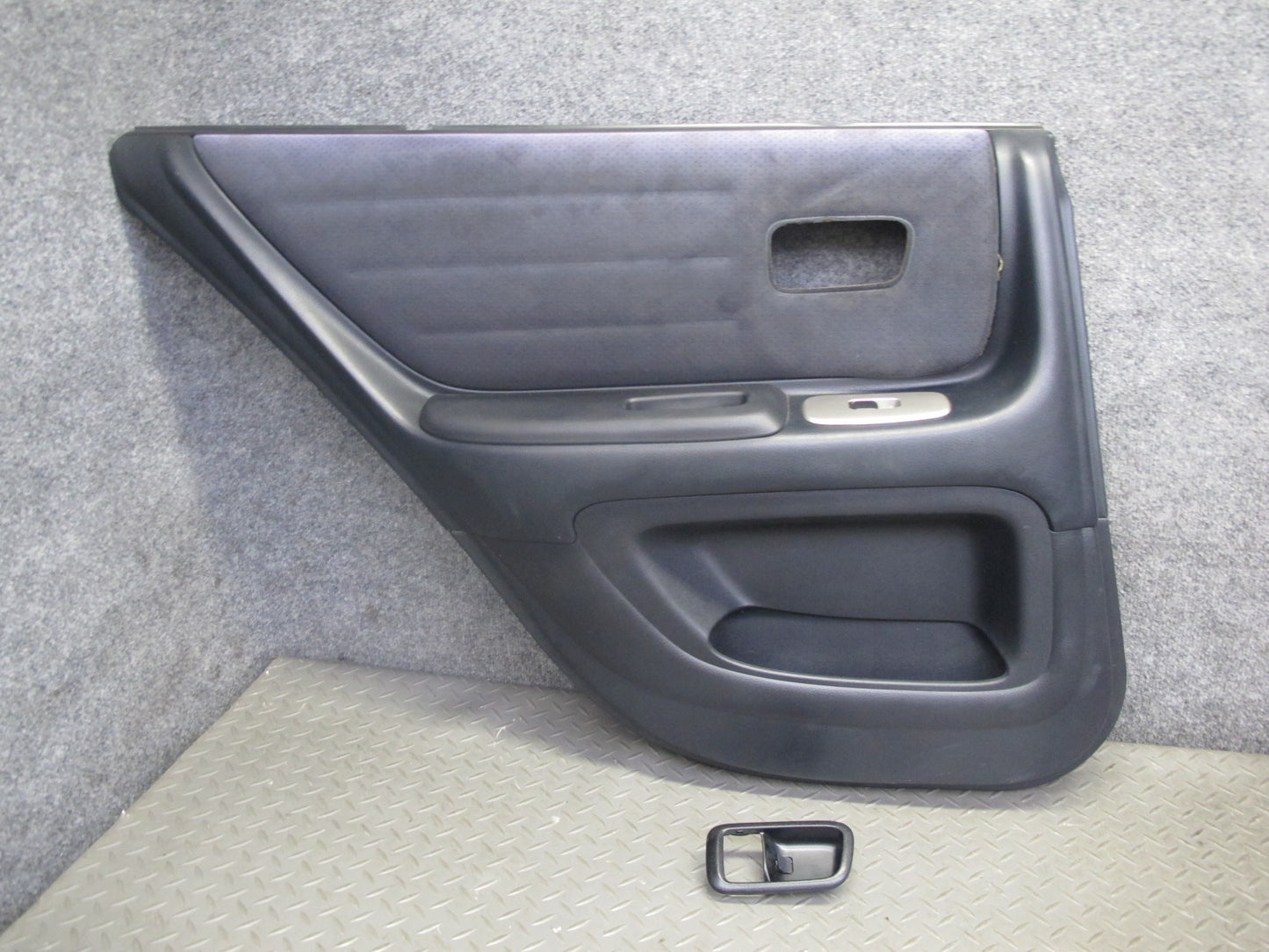 04-05 Lexus JCE10L IS300 Sedan Rear Left & Right Door Panel Trim Cover Set OEM