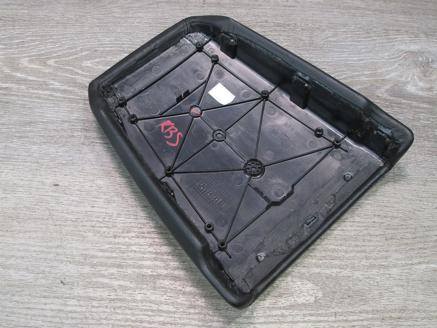 2006-2010 BMW E63 E64 Center Console Rear Armrest Leather Pad Cover 7072739