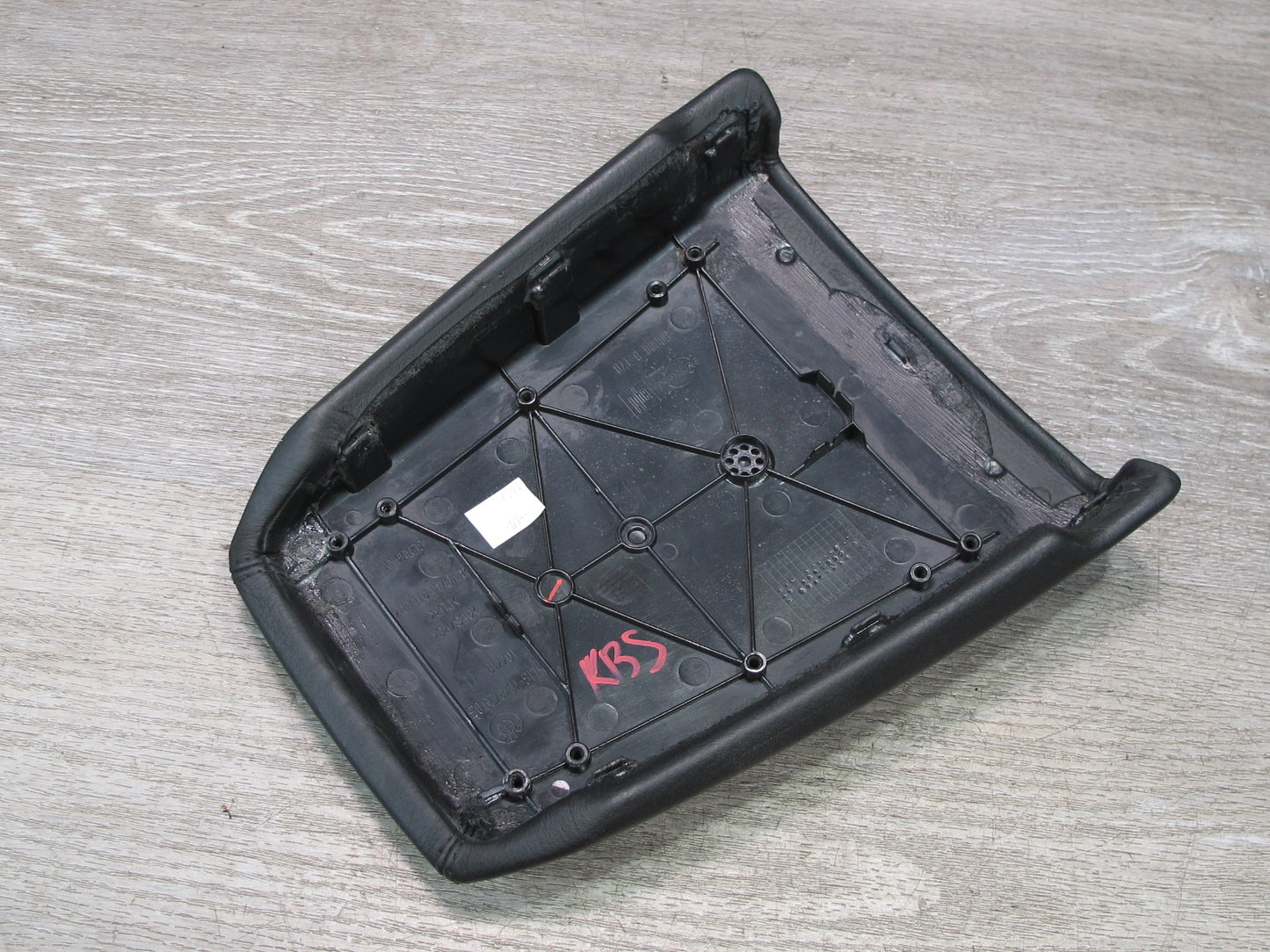 2006-2010 BMW E63 E64 Center Console Rear Armrest Leather Pad Cover 7072739