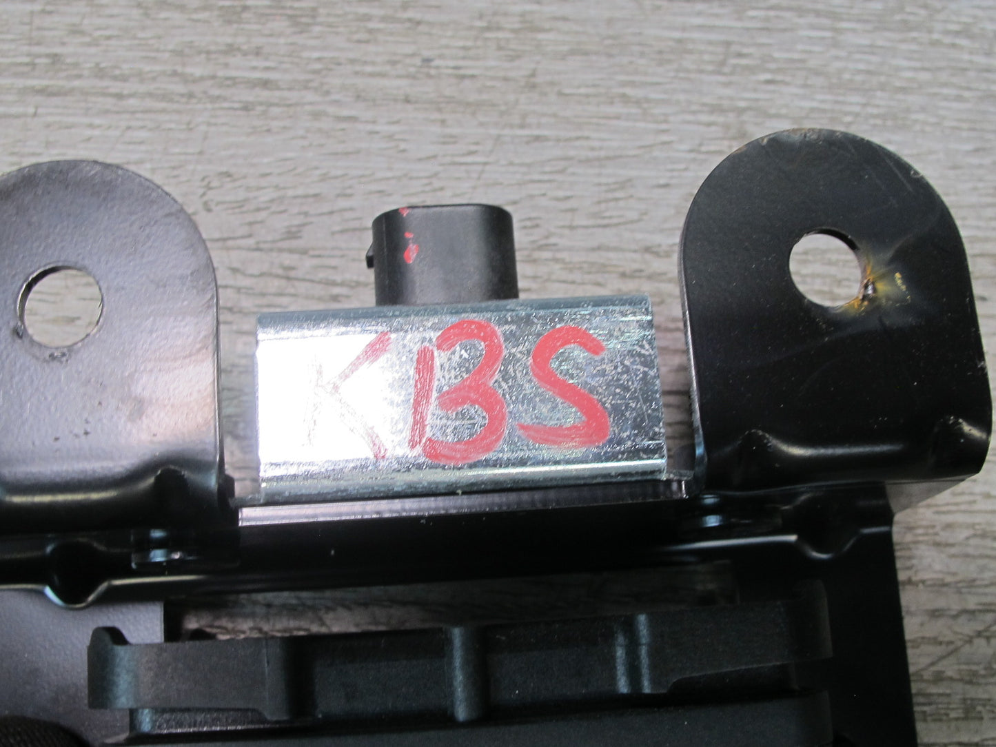 2006-2010 BMW E63 E64 YAW Turn Rate Acceleration Speed Sensor 6776212